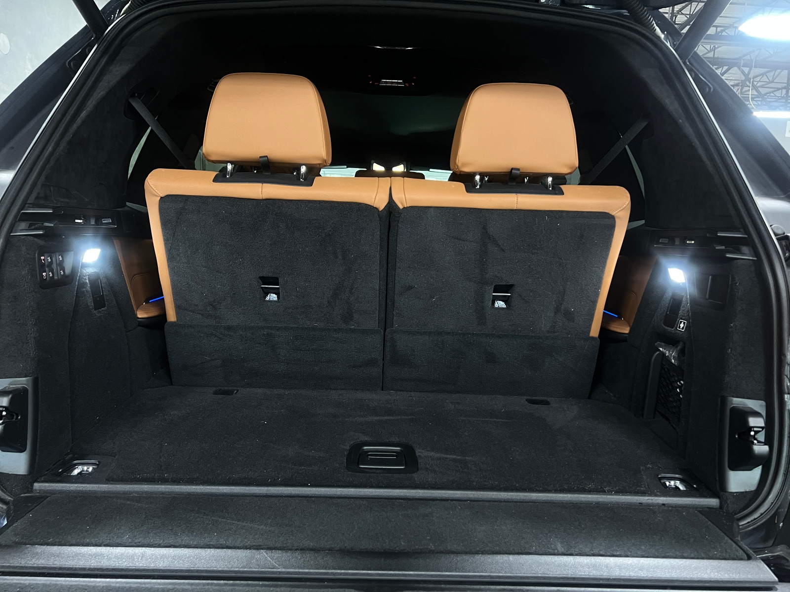Thumbnail: 2021 BMW X7 - 6