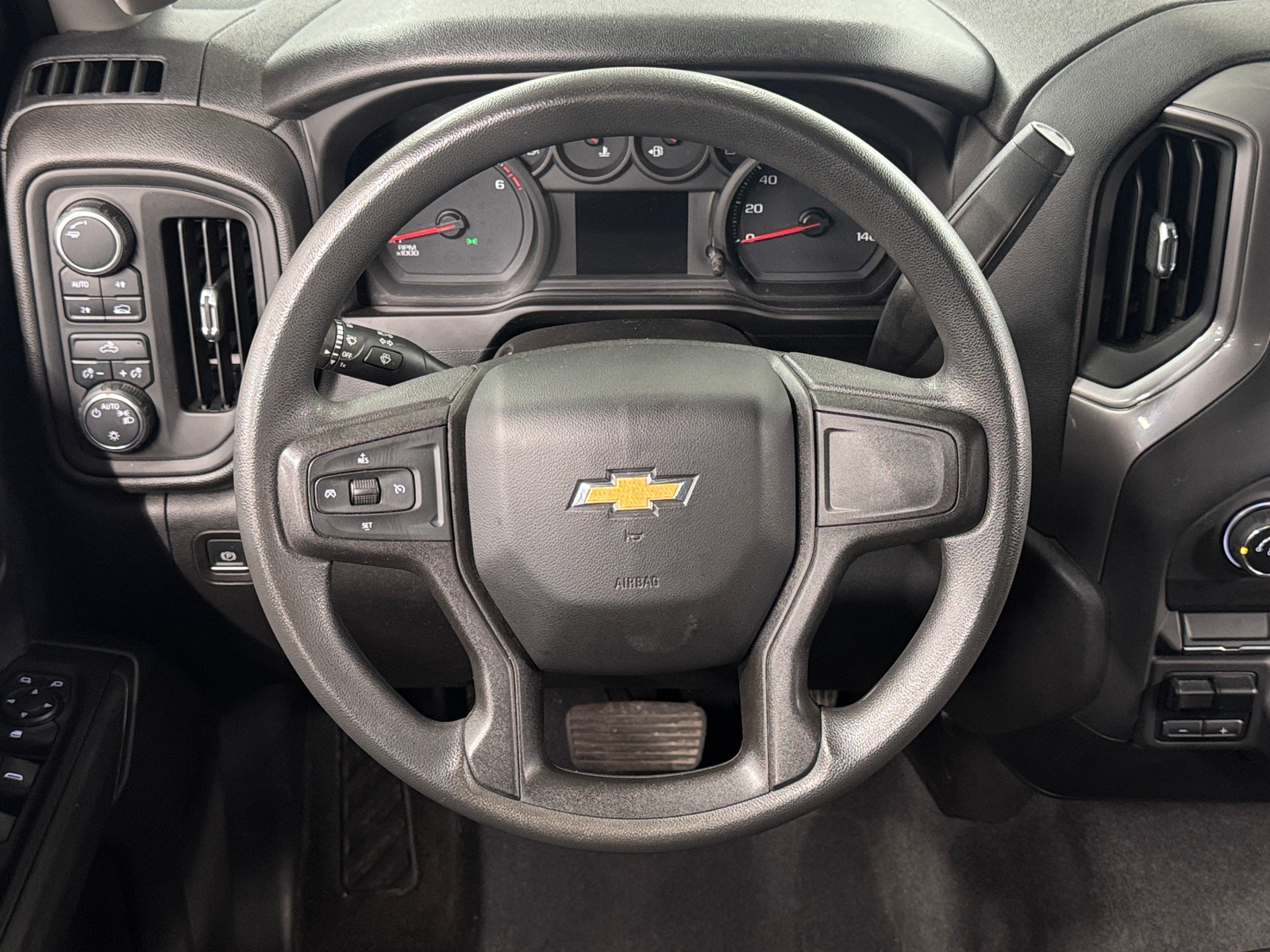 Thumbnail: 2021 Chevrolet Silverado 1500 - 5