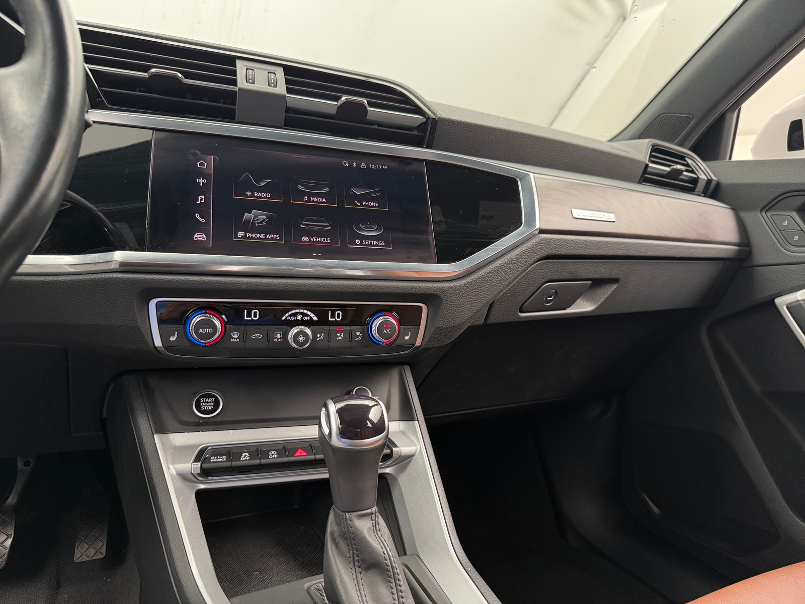 Thumbnail: 2022 Audi Q3 - 3