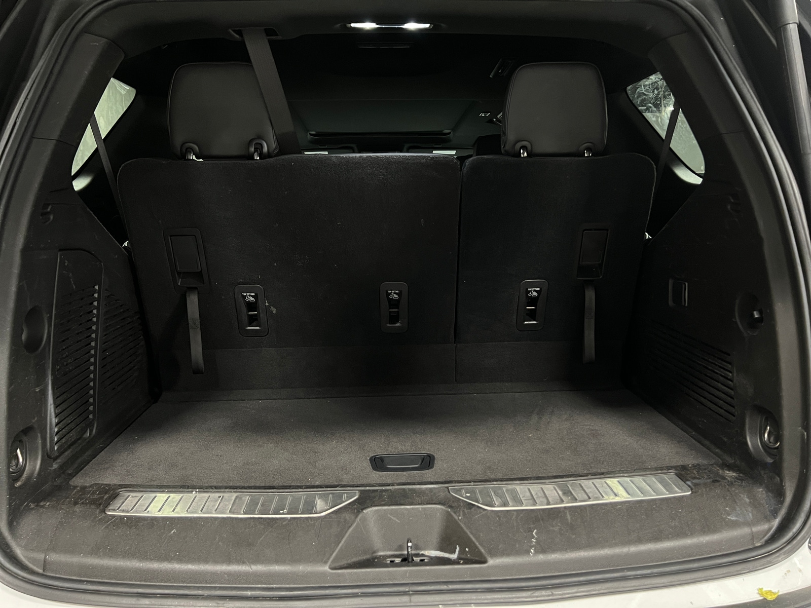 Thumbnail: 2021 Chevrolet Tahoe - 6