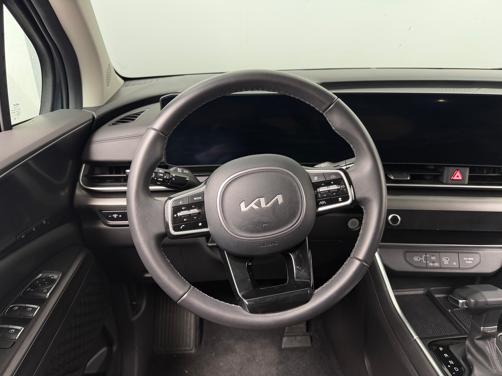 Thumbnail: 2026 Kia Carnival - 4
