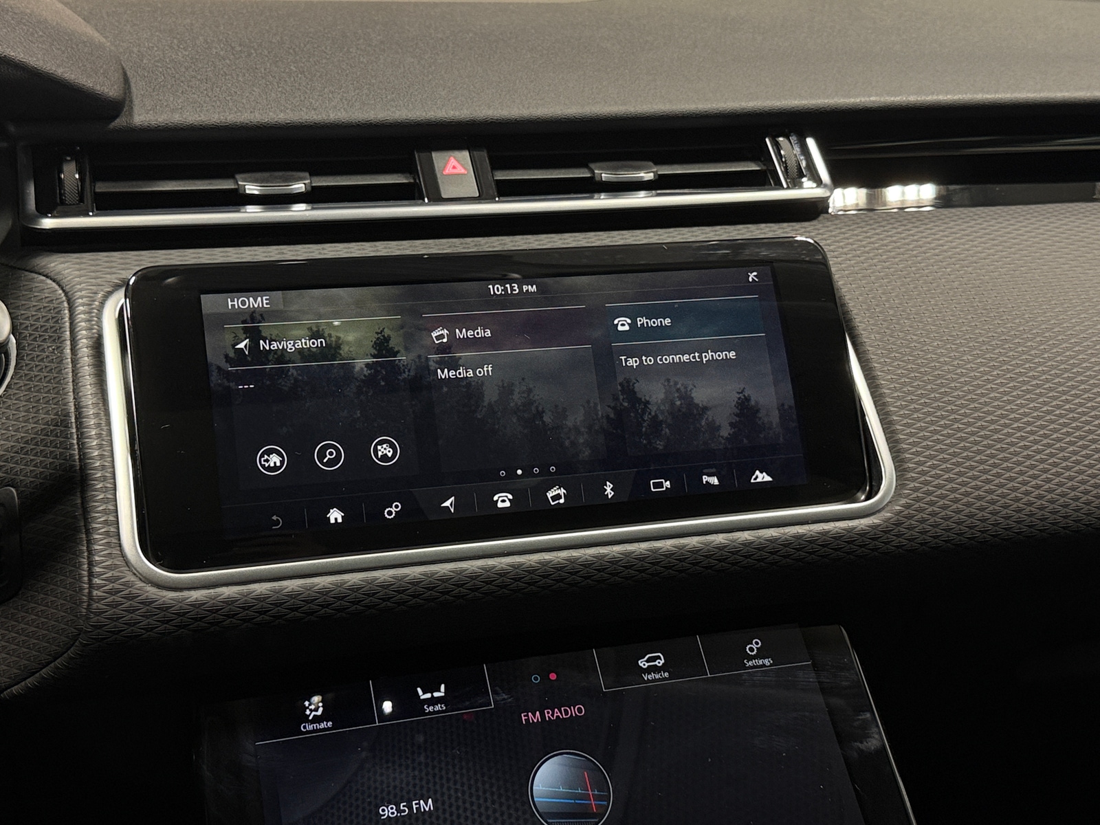Thumbnail: 2020 Land Rover Range Rover Velar - 3