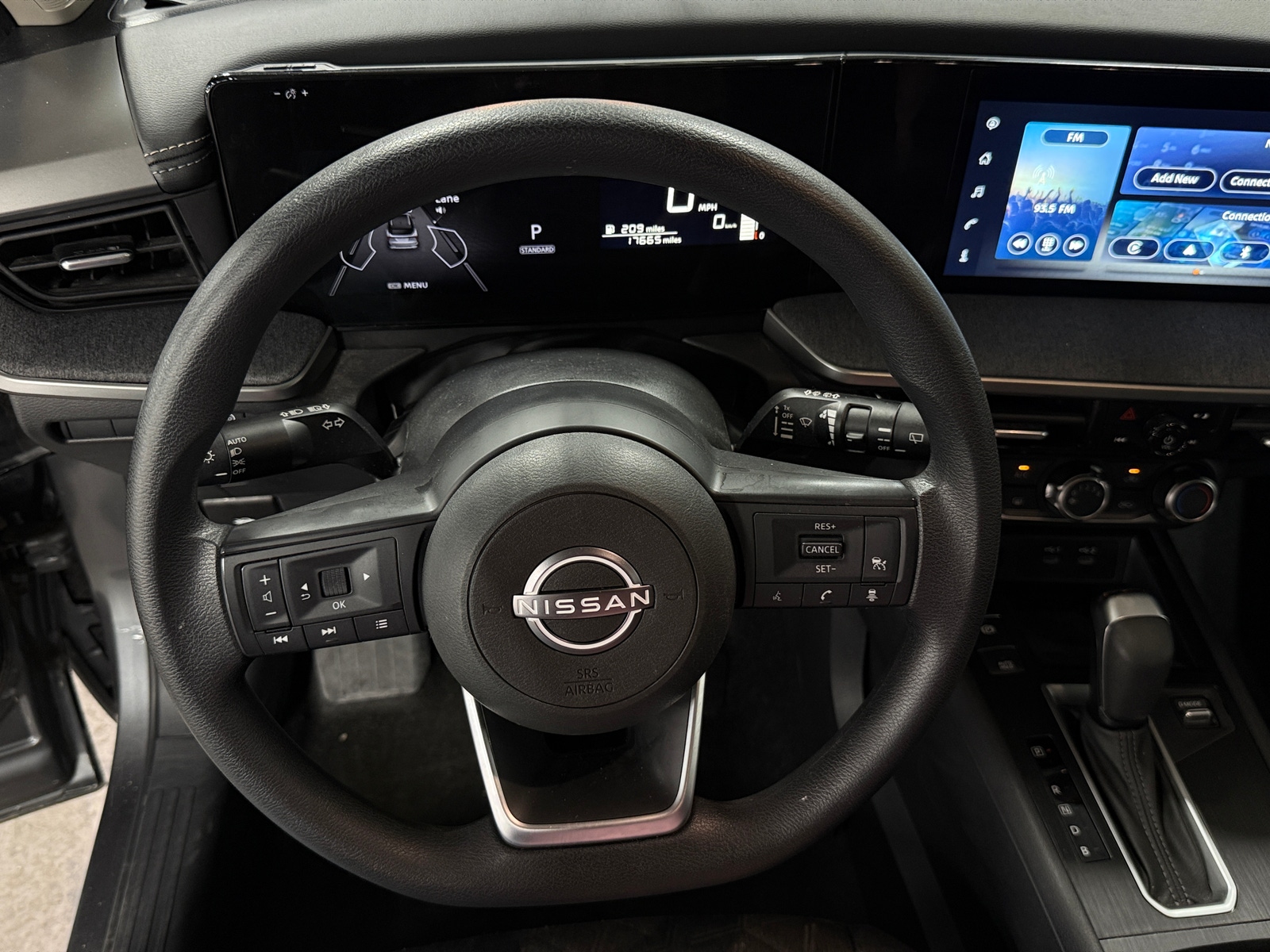 Thumbnail: 2025 Nissan Kicks - 5
