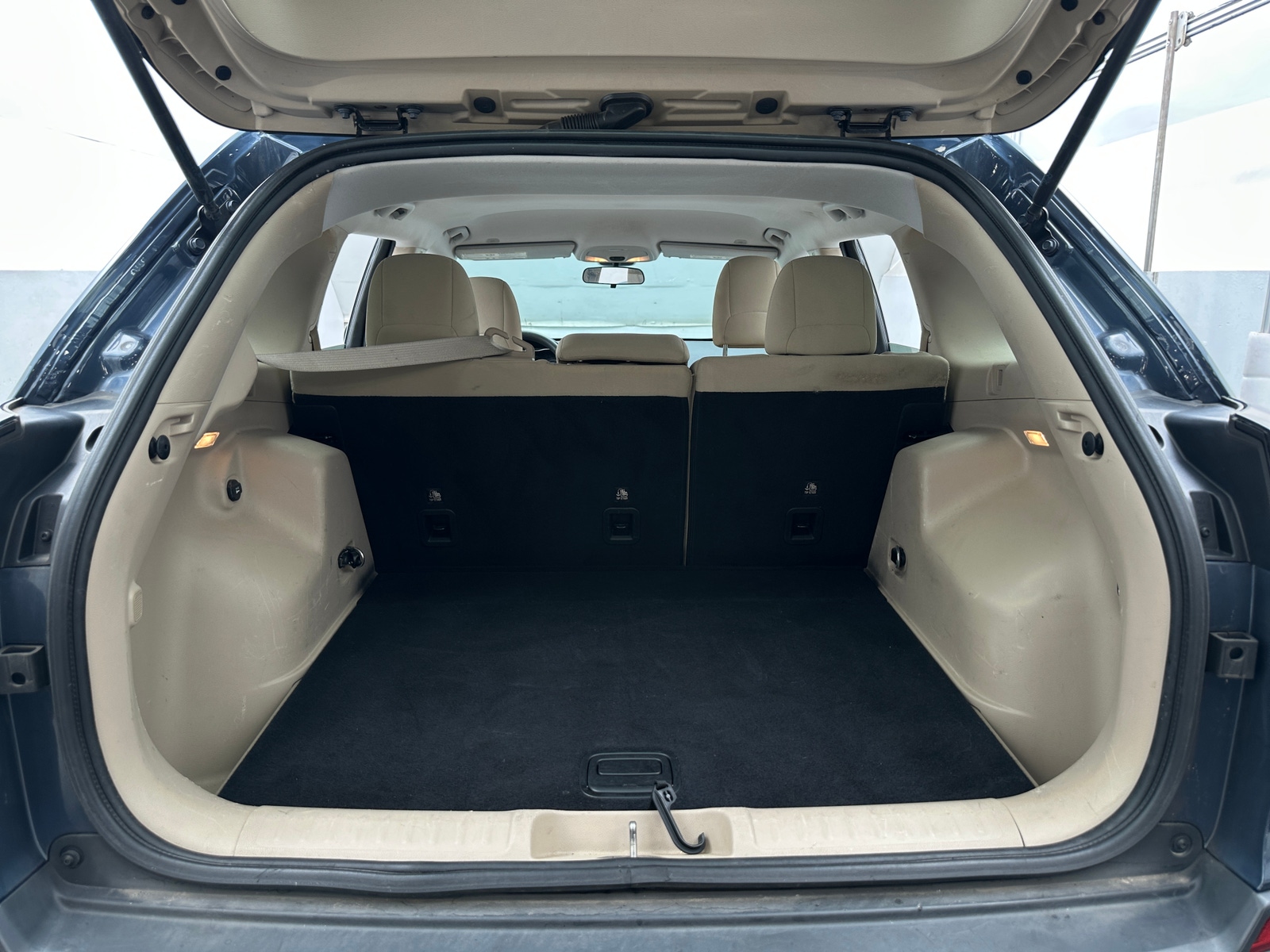 Thumbnail: 2019 Jeep Cherokee - 7