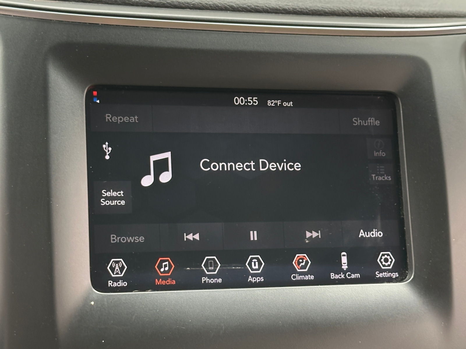 Thumbnail: 2019 Jeep Cherokee - 4