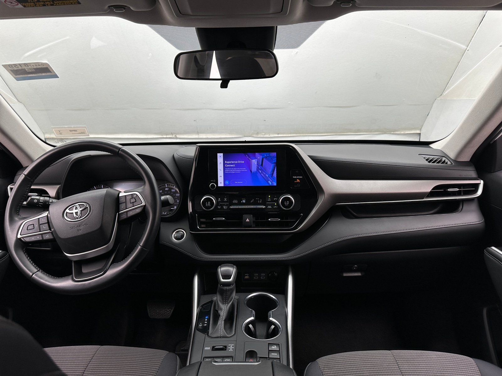 Thumbnail: 2024 Toyota Highlander - 3
