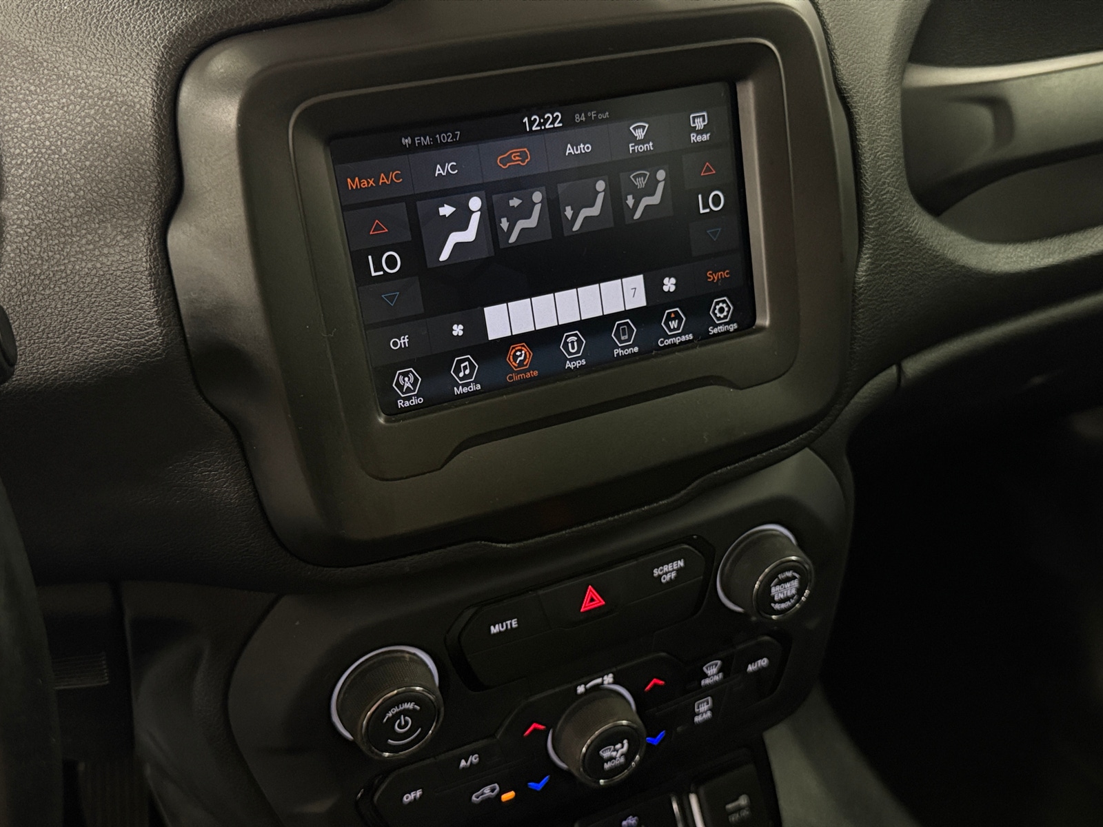 Thumbnail: 2020 Jeep Renegade - 4