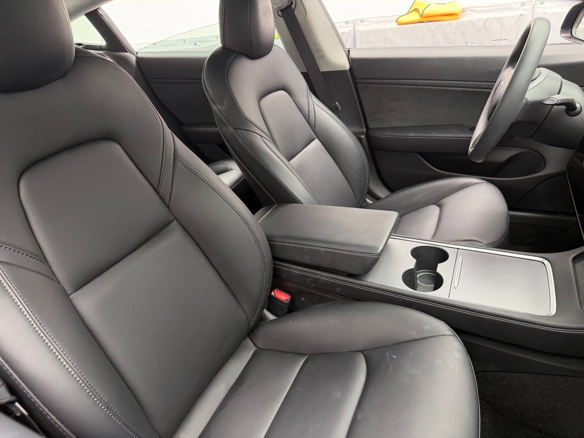 2021 Tesla Model 3 Long Range All-Wheel Drive in Deep Blue Metallic — photo 2