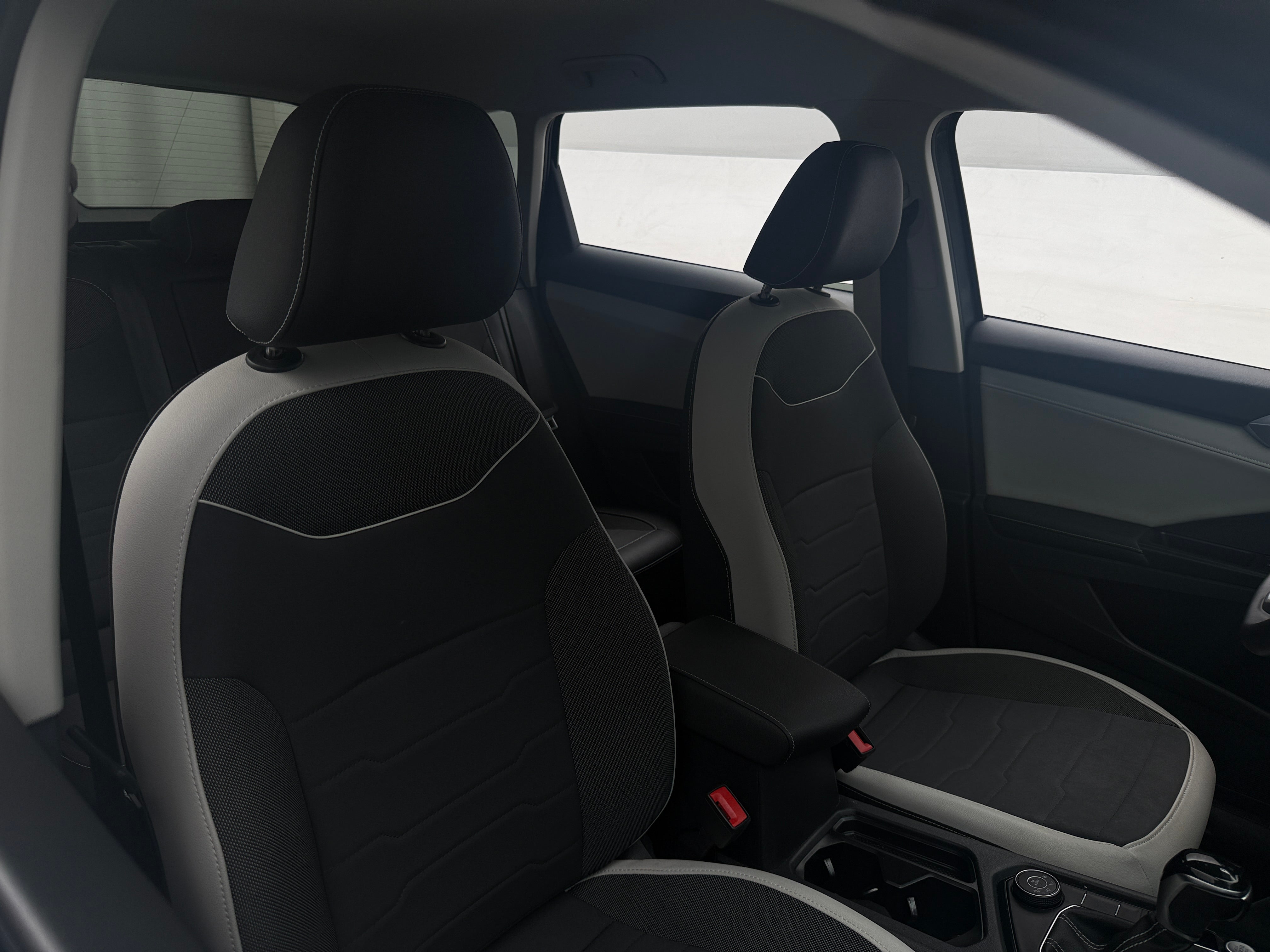 2025 Volkswagen Taos