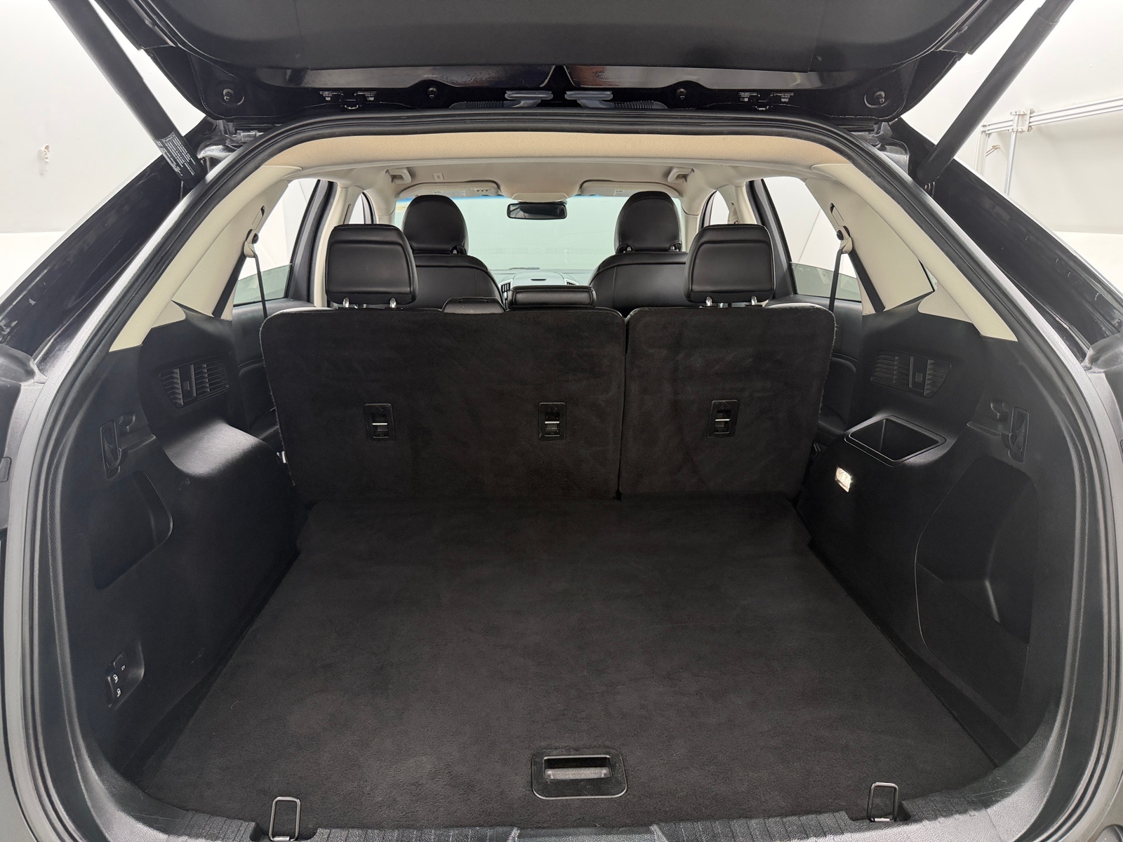 Thumbnail: 2019 Ford Edge - 6