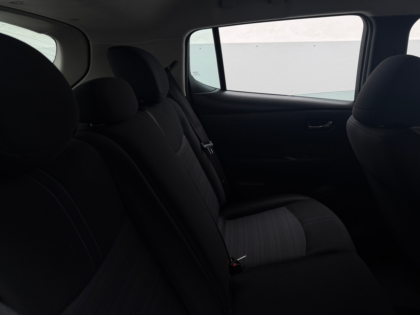 Thumbnail: 2022 Nissan Leaf - 6