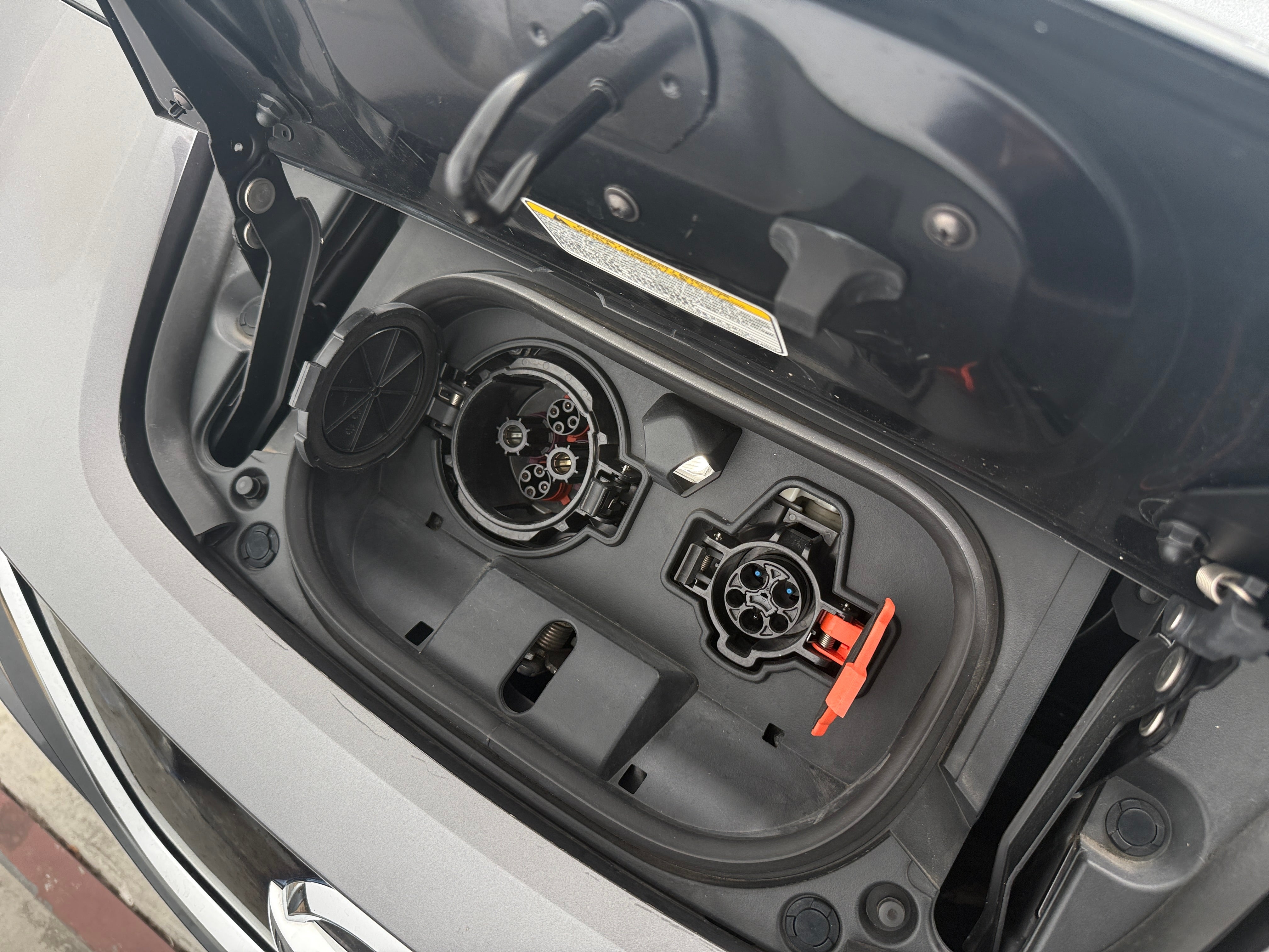 2022 Nissan LEAF