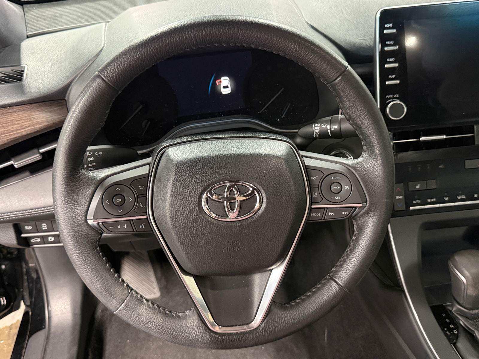 Thumbnail: 2019 Toyota Avalon - 5