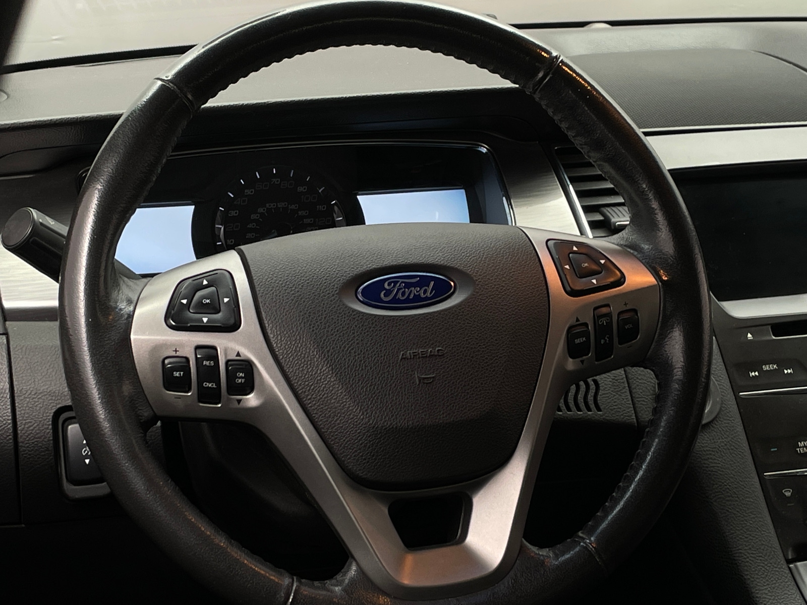 Thumbnail: 2013 Ford Taurus - 5