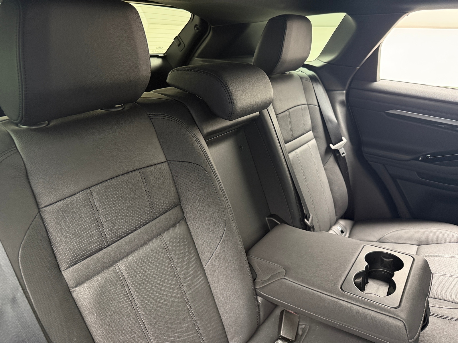 Thumbnail: 2023 Land Rover Range Rover Evoque - 6