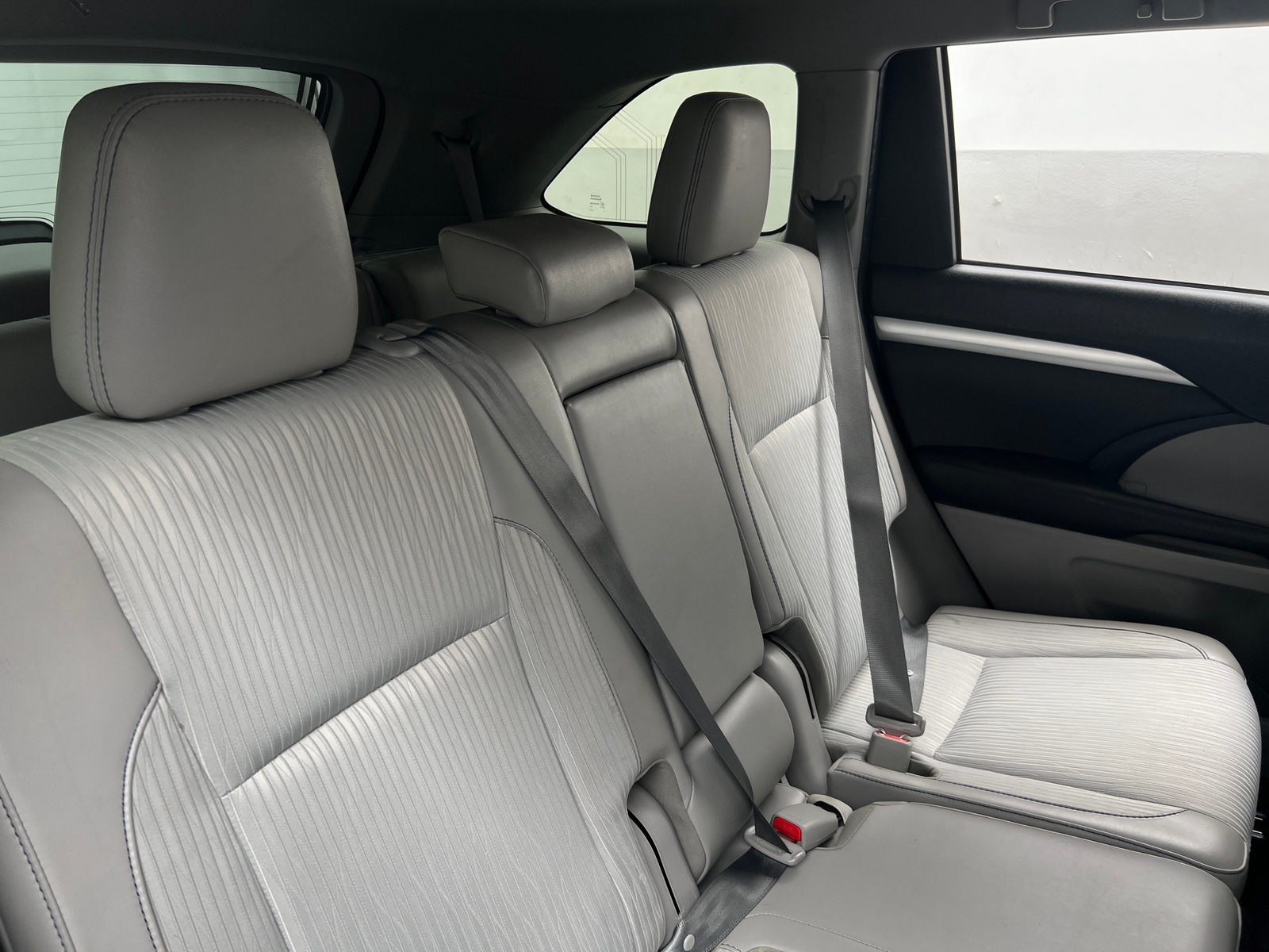 Thumbnail: 2019 Toyota Highlander - 6
