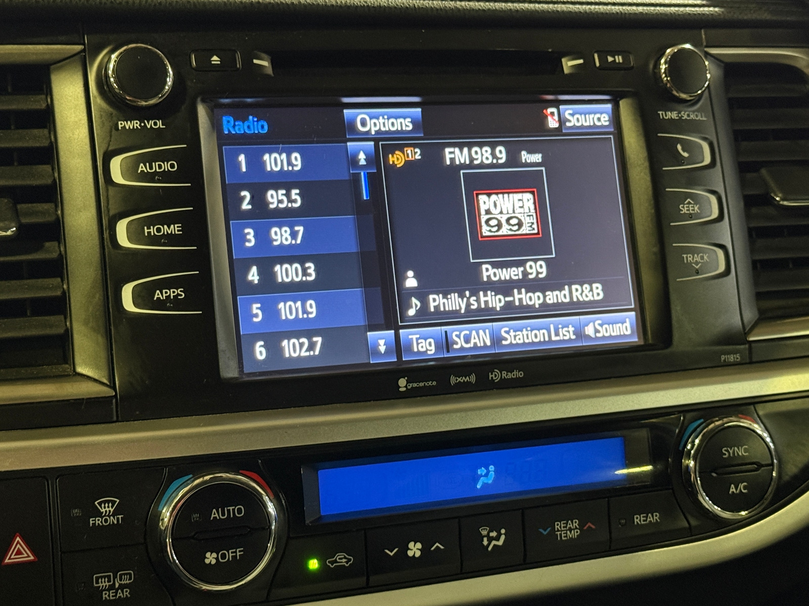 Thumbnail: 2019 Toyota Highlander - 4