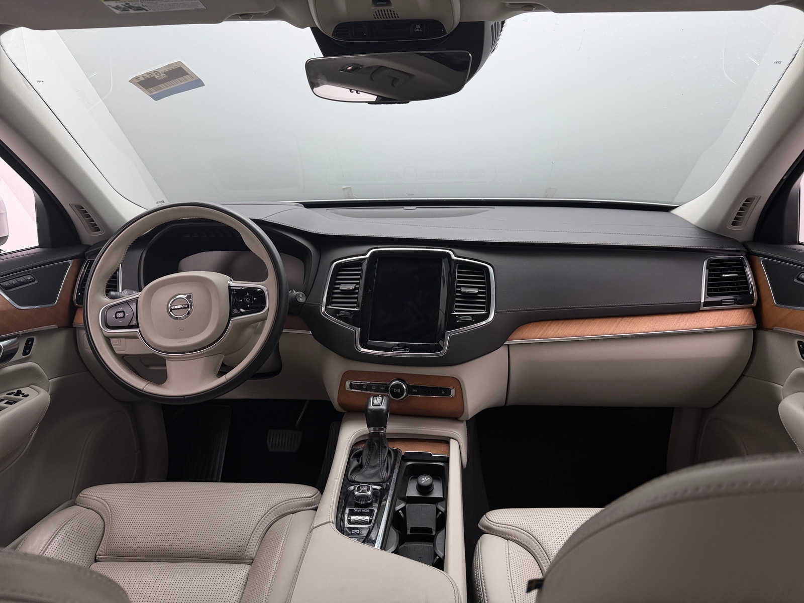 Thumbnail: 2018 Volvo XC90 - 2