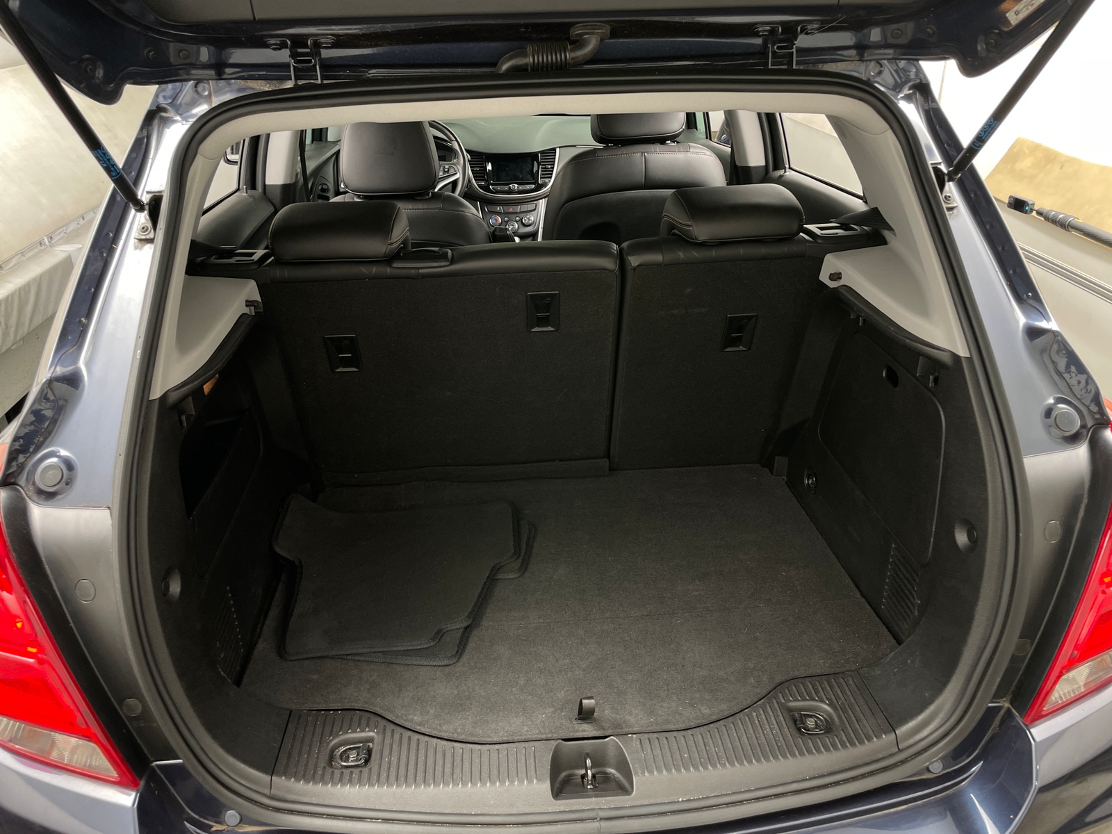 Thumbnail: 2018 Chevrolet Trax - 6