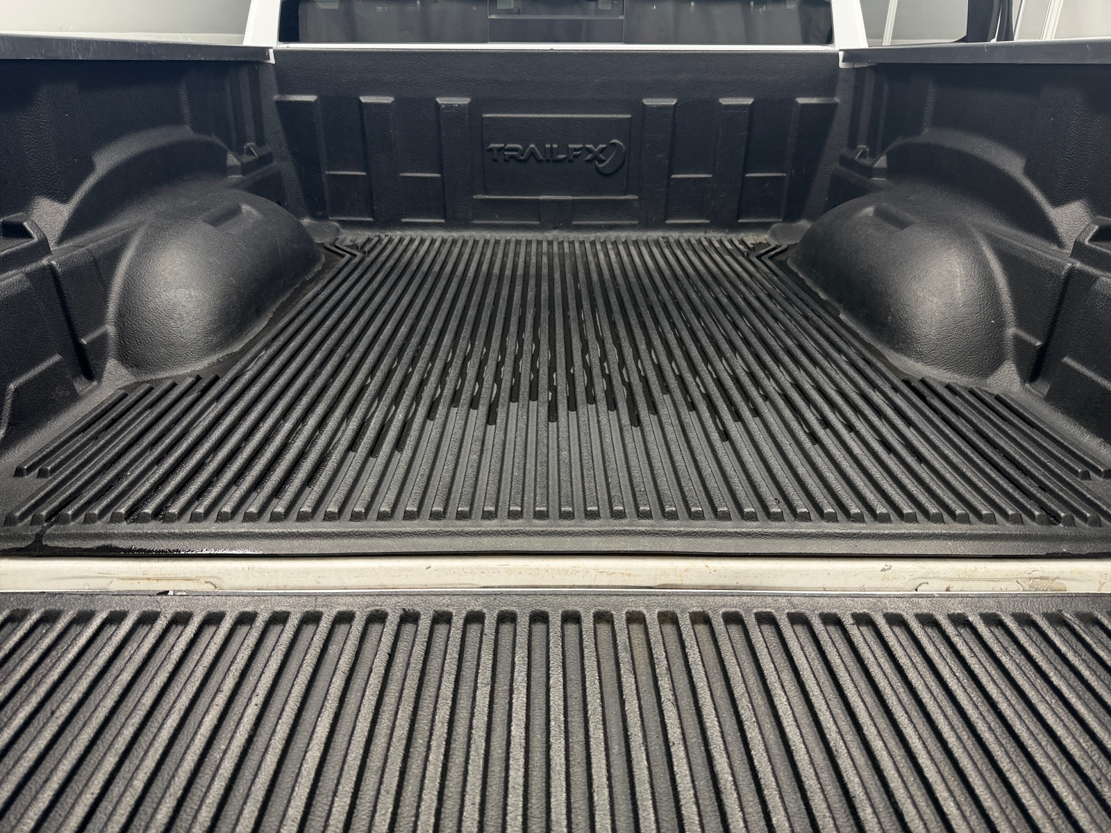 Thumbnail: 2025 RAM 1500 - 6