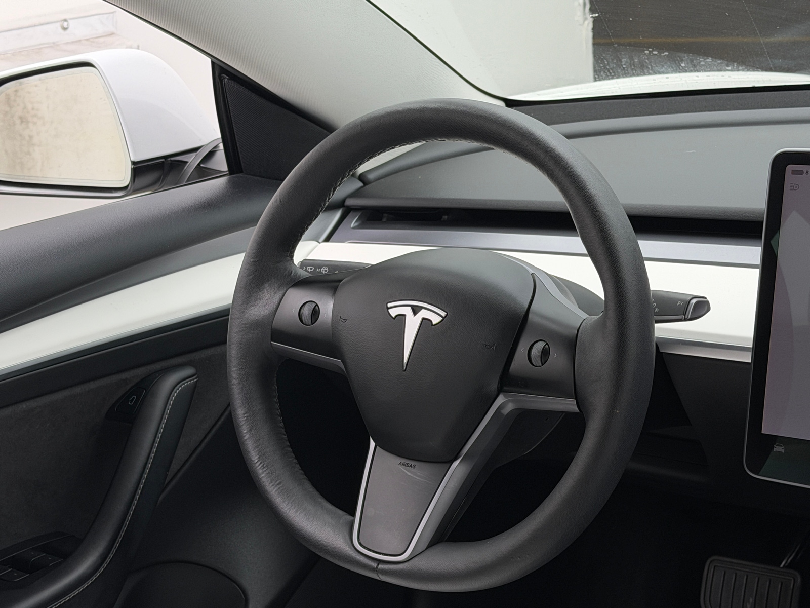 Thumbnail: 2022 Tesla Model 3 - 4