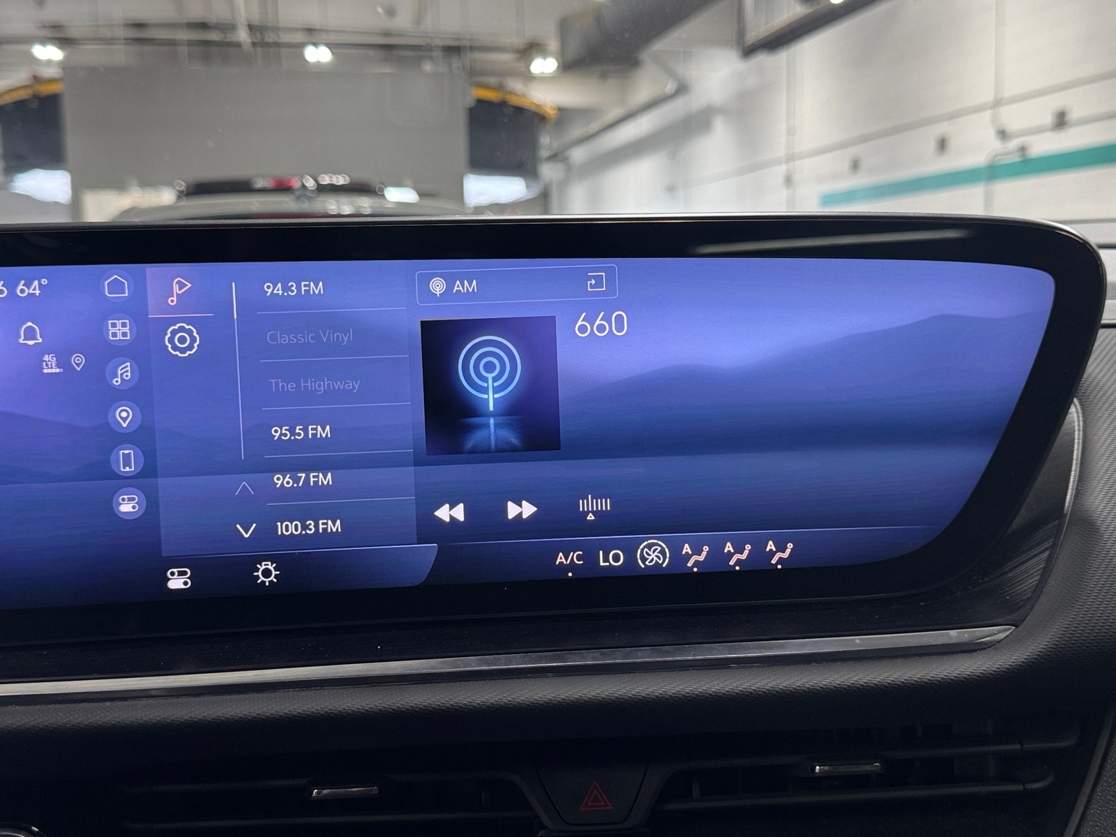 Thumbnail: 2024 Buick Envision - 3
