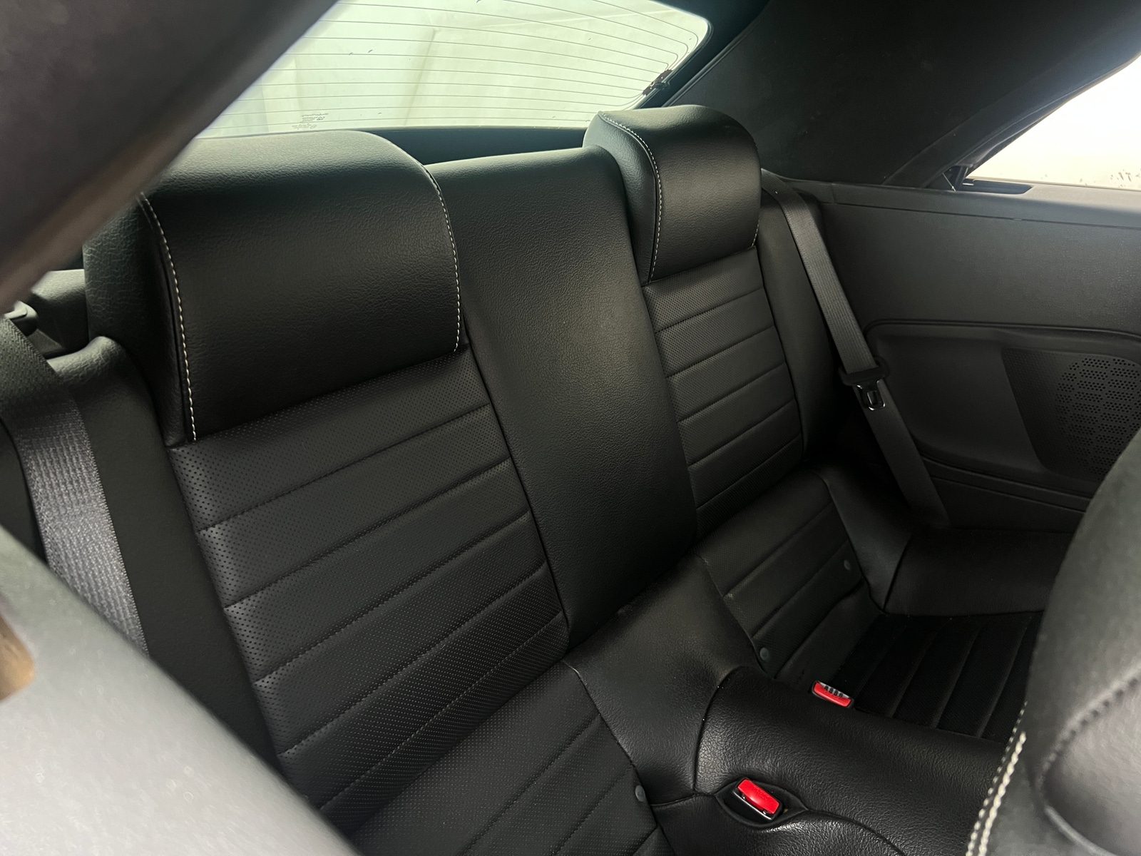 Thumbnail: 2010 Ford Mustang - 6
