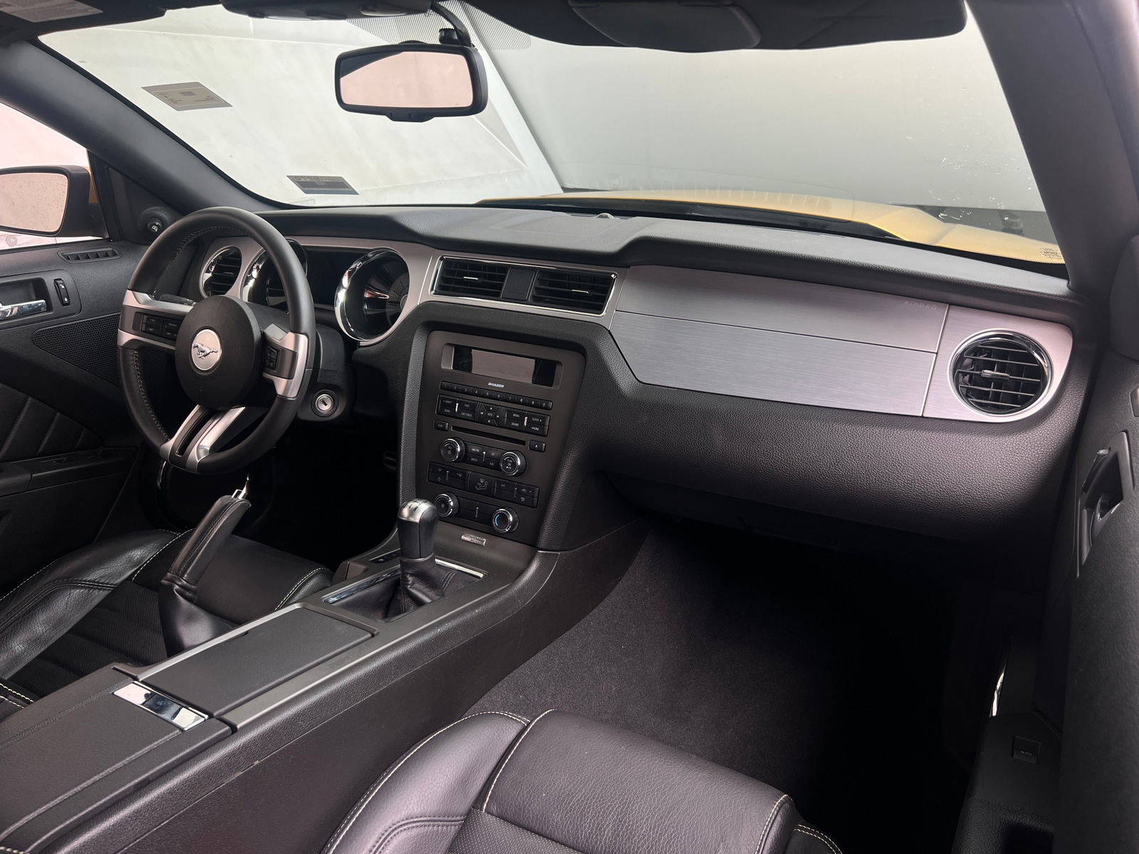 Thumbnail: 2010 Ford Mustang - 3