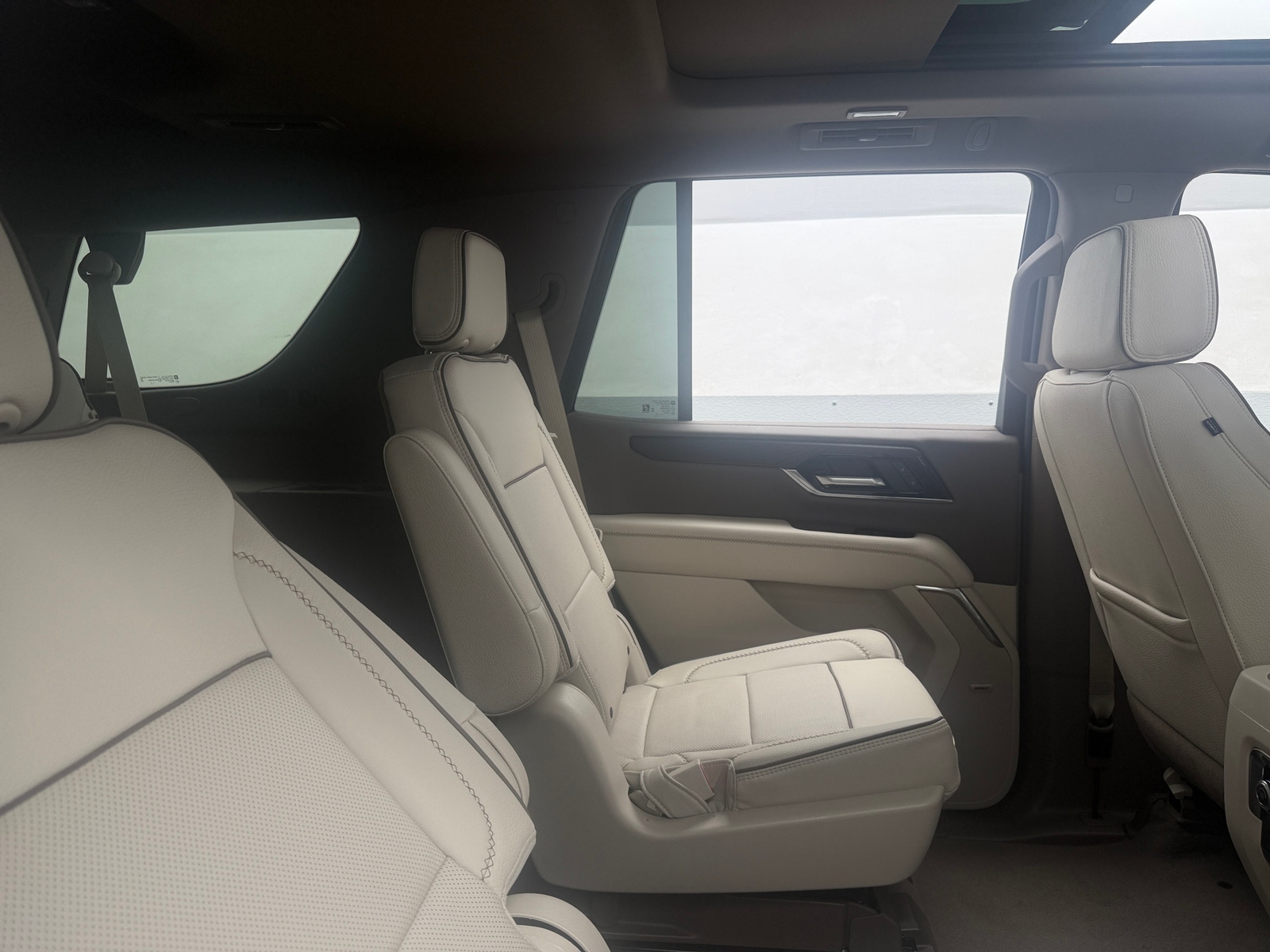 Thumbnail: 2025 GMC Yukon - 5
