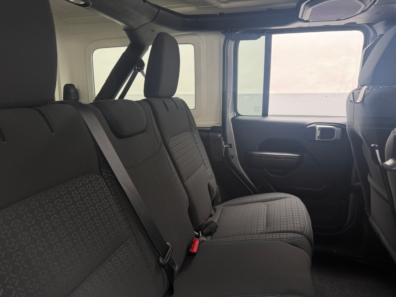 Thumbnail: 2021 Jeep Wrangler - 6