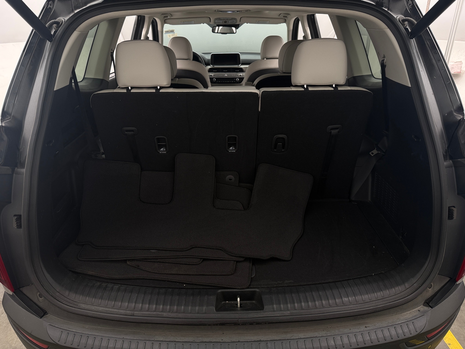 Thumbnail: 2021 Kia Telluride - 6