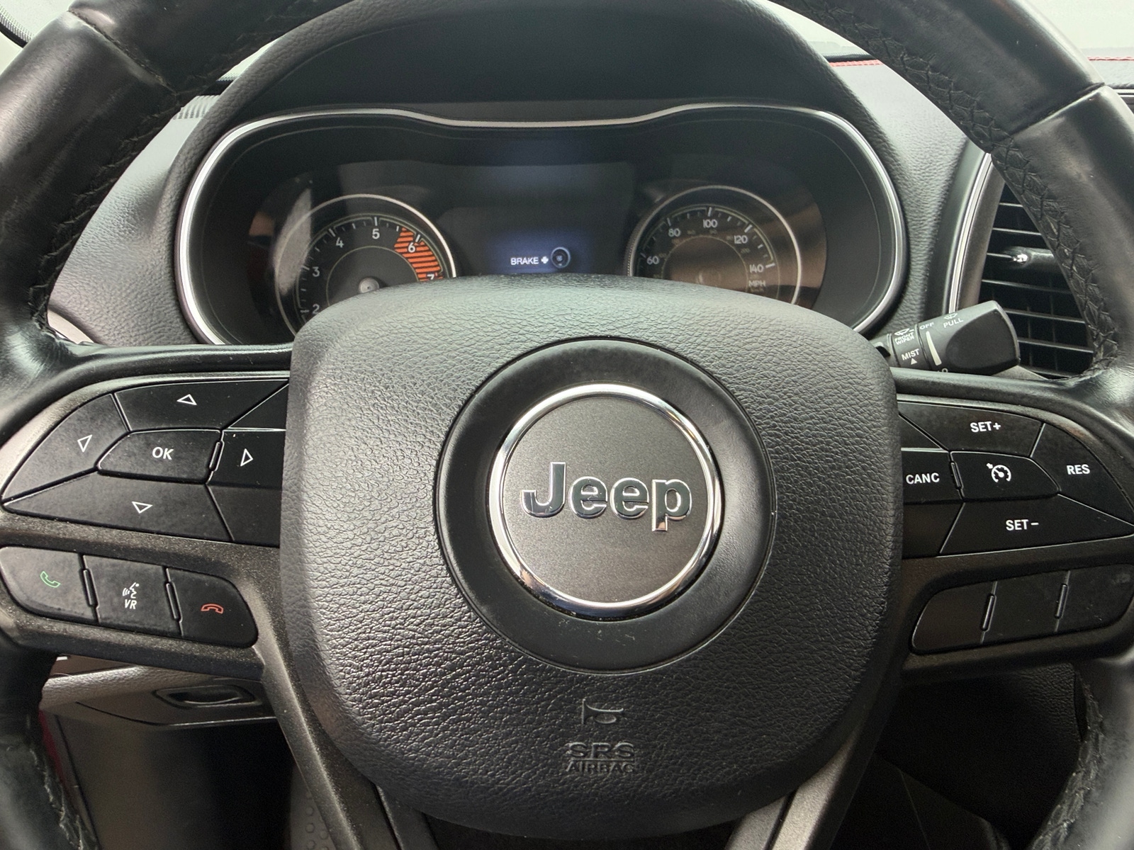 Thumbnail: 2019 Jeep Cherokee - 5