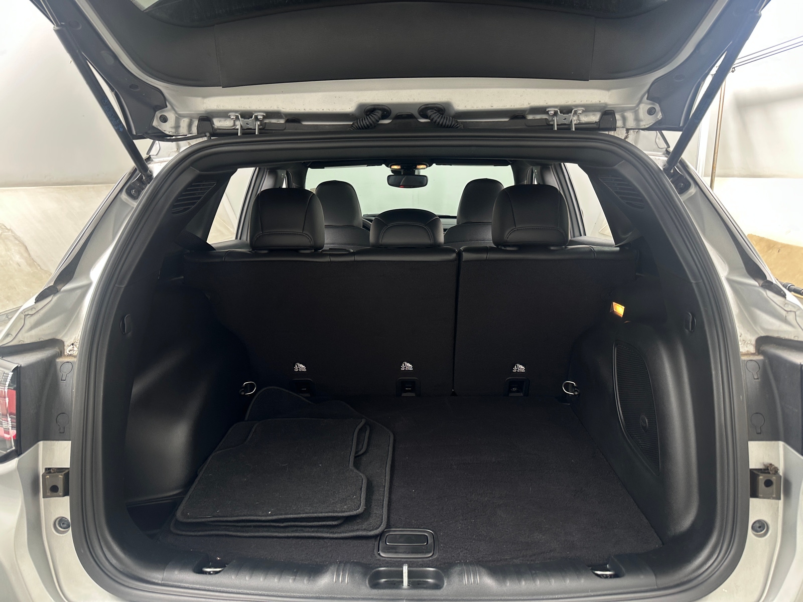 Thumbnail: 2024 Jeep Compass - 6