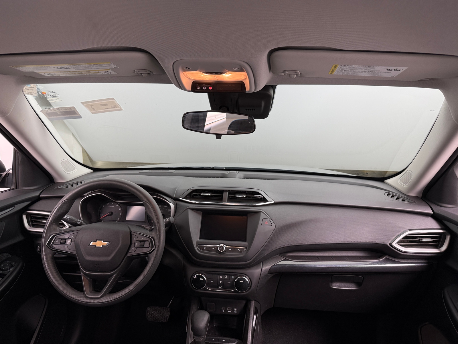 Thumbnail: 2023 Chevrolet TrailBlazer - 3