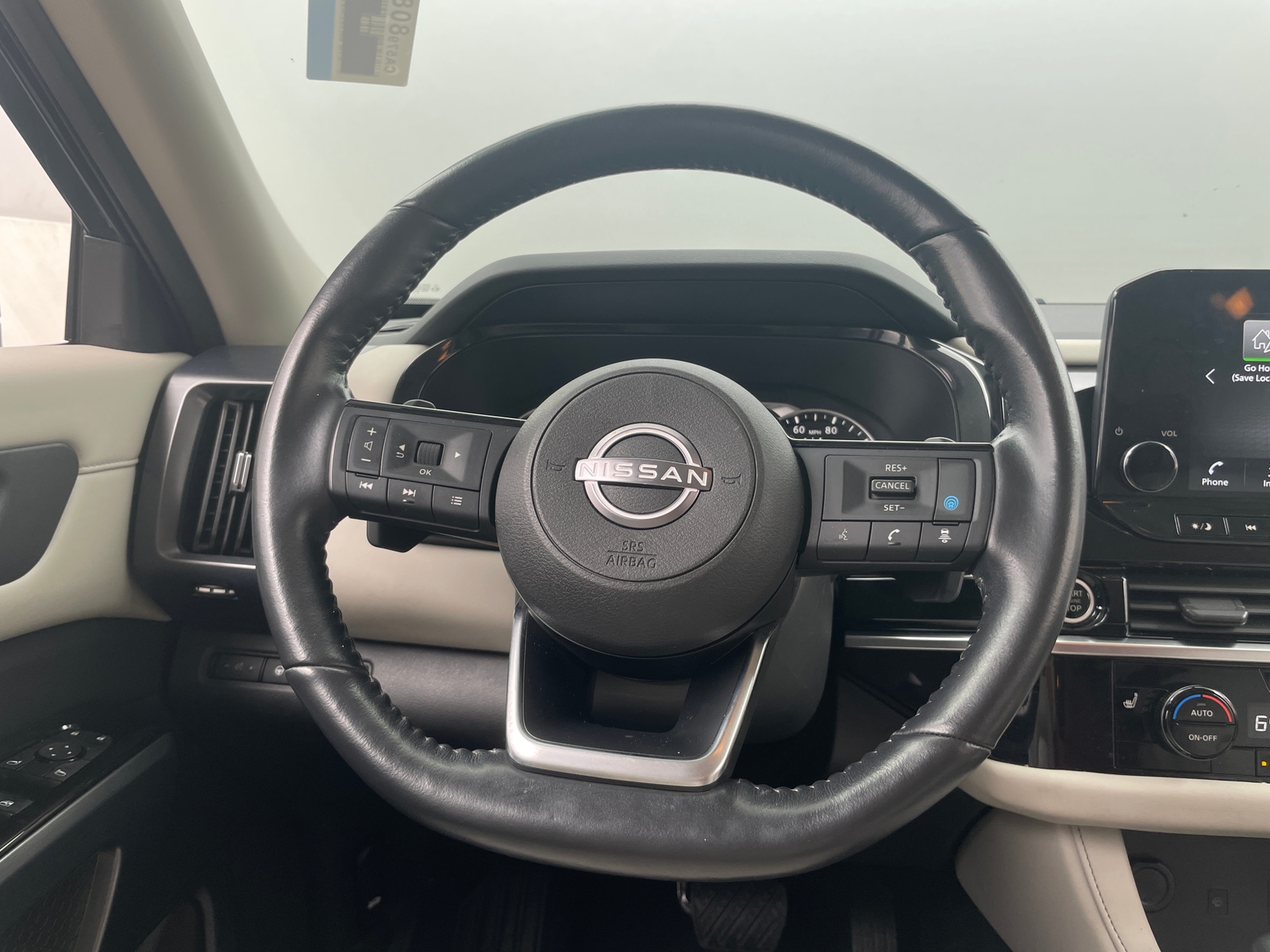 Thumbnail: 2023 Nissan Pathfinder - 4