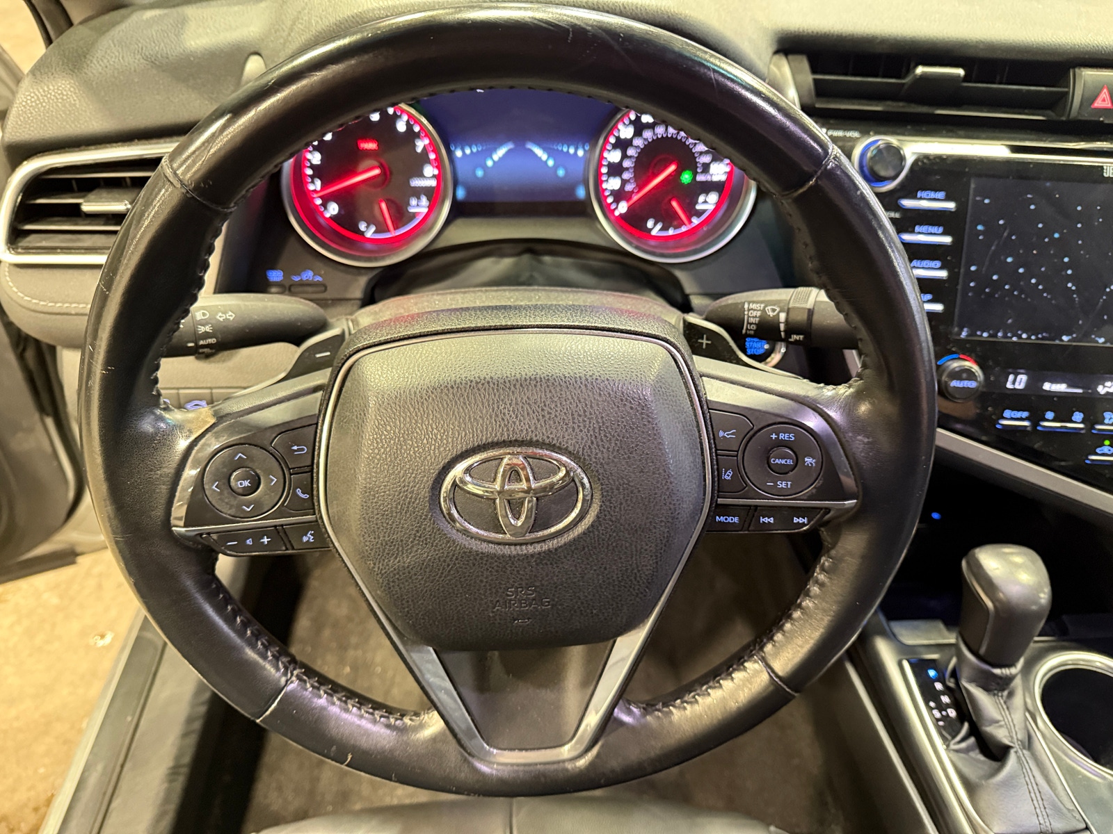 Thumbnail: 2018 Toyota Camry - 4