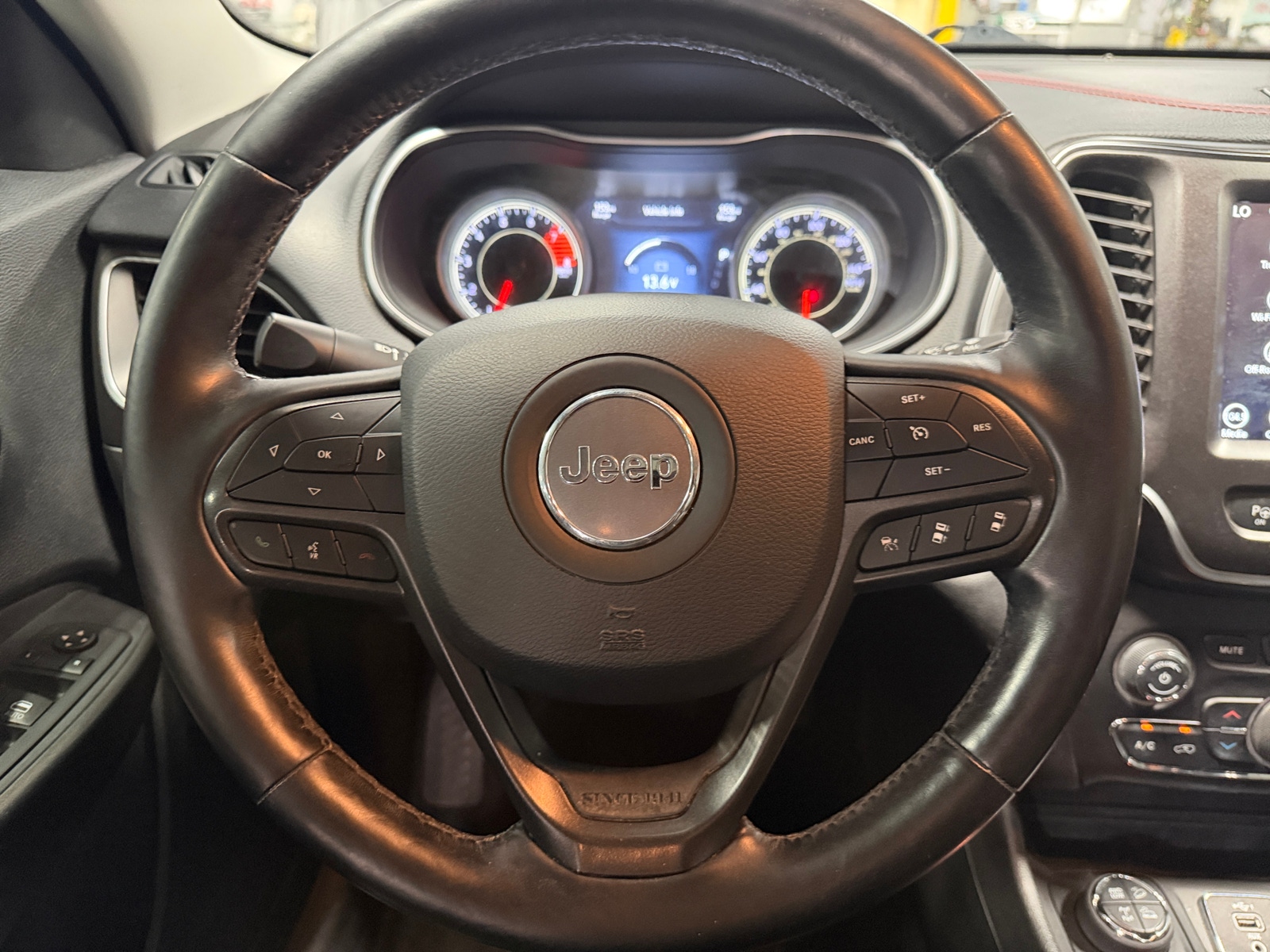 Thumbnail: 2021 Jeep Cherokee - 5