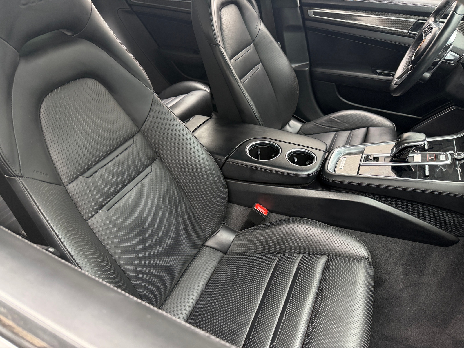Thumbnail: 2018 Porsche Panamera - 2