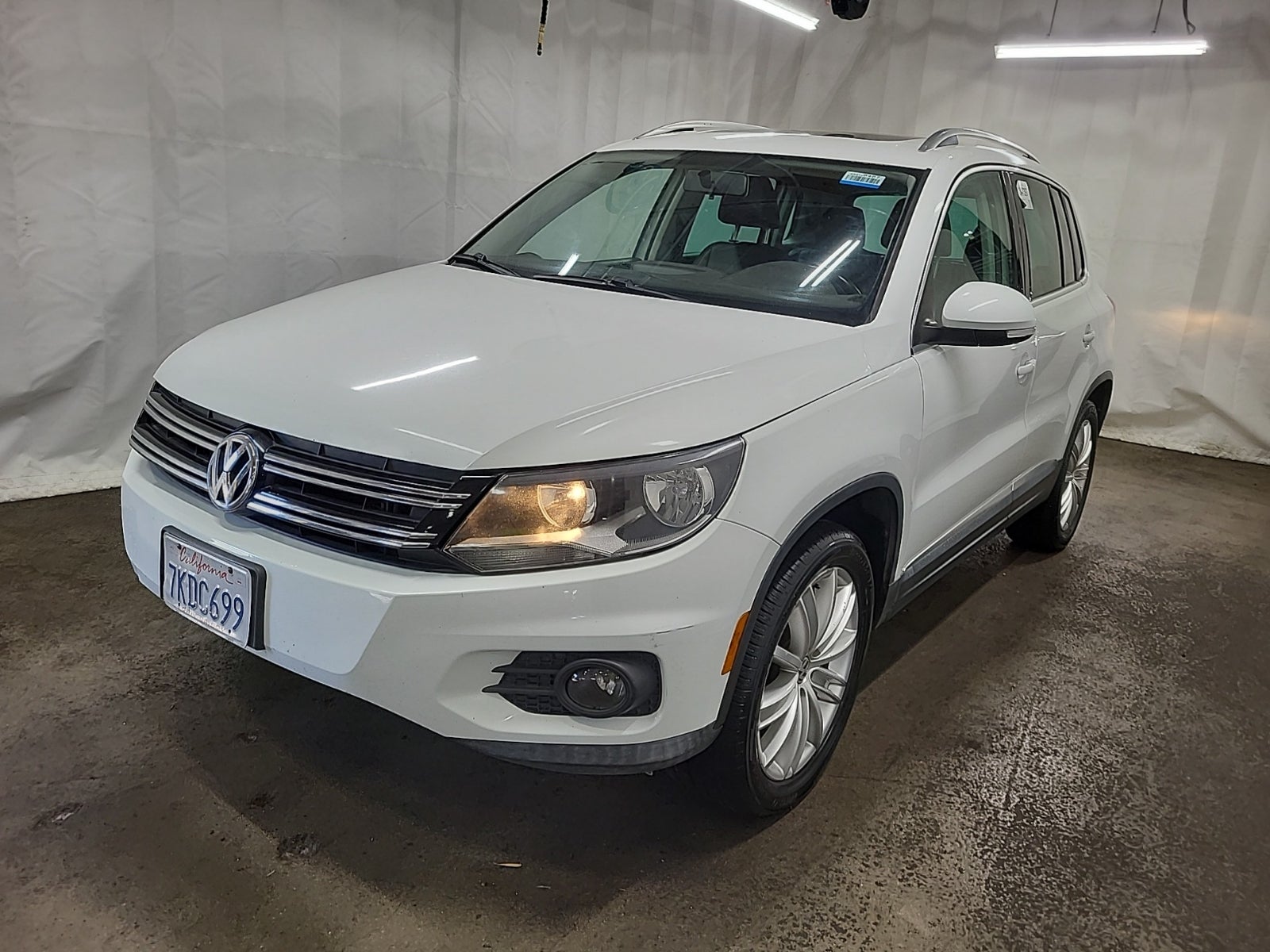 2015 Volkswagen Tiguan SE