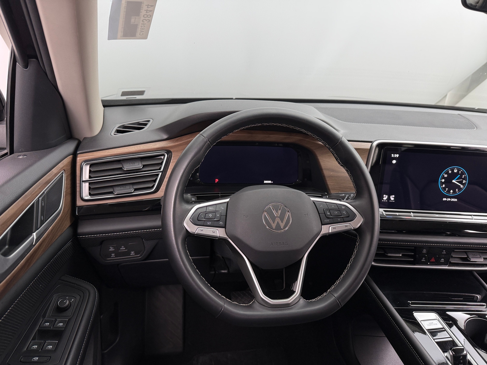 Thumbnail: 2024 Volkswagen Atlas - 4