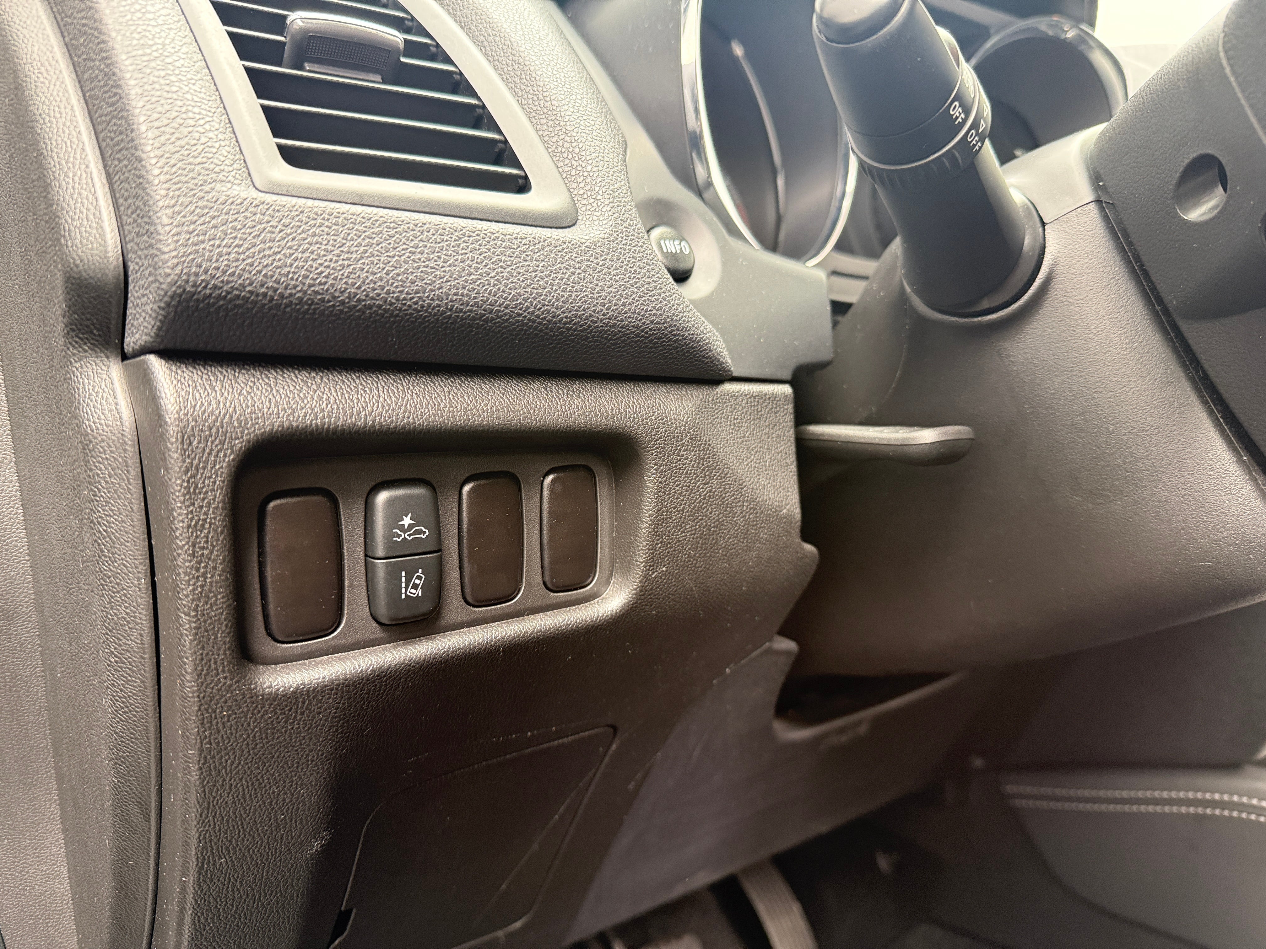 2025 Mitsubishi Outlander Sport ES