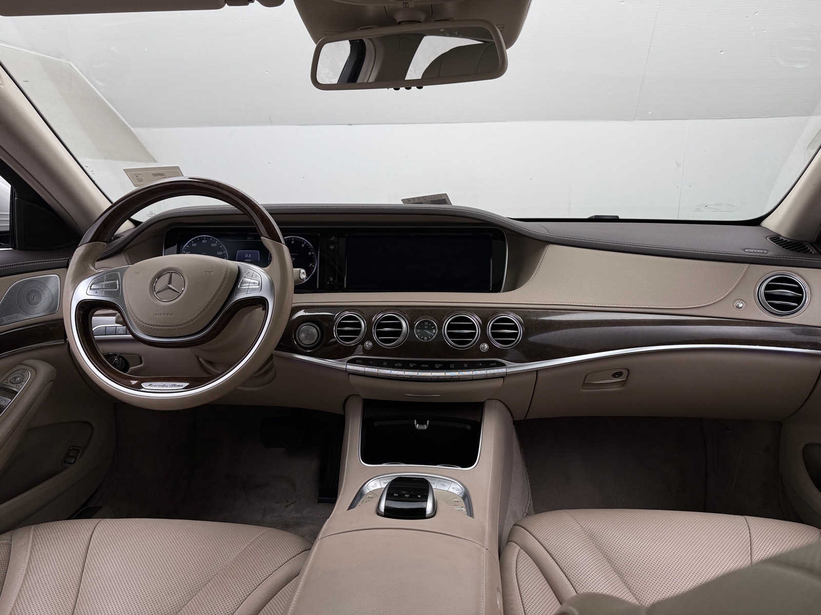 Thumbnail: 2015 Mercedes-Benz S-Class - 2