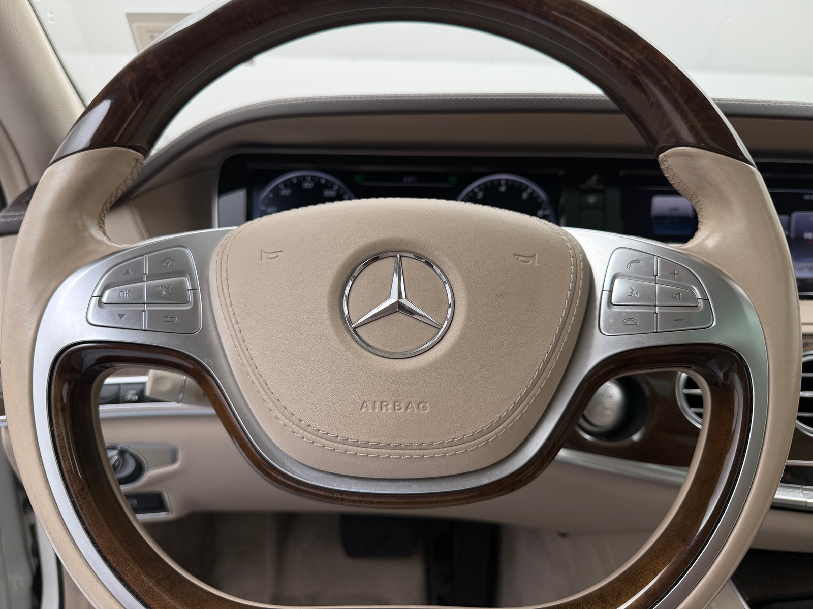 Thumbnail: 2015 Mercedes-Benz S-Class - 4
