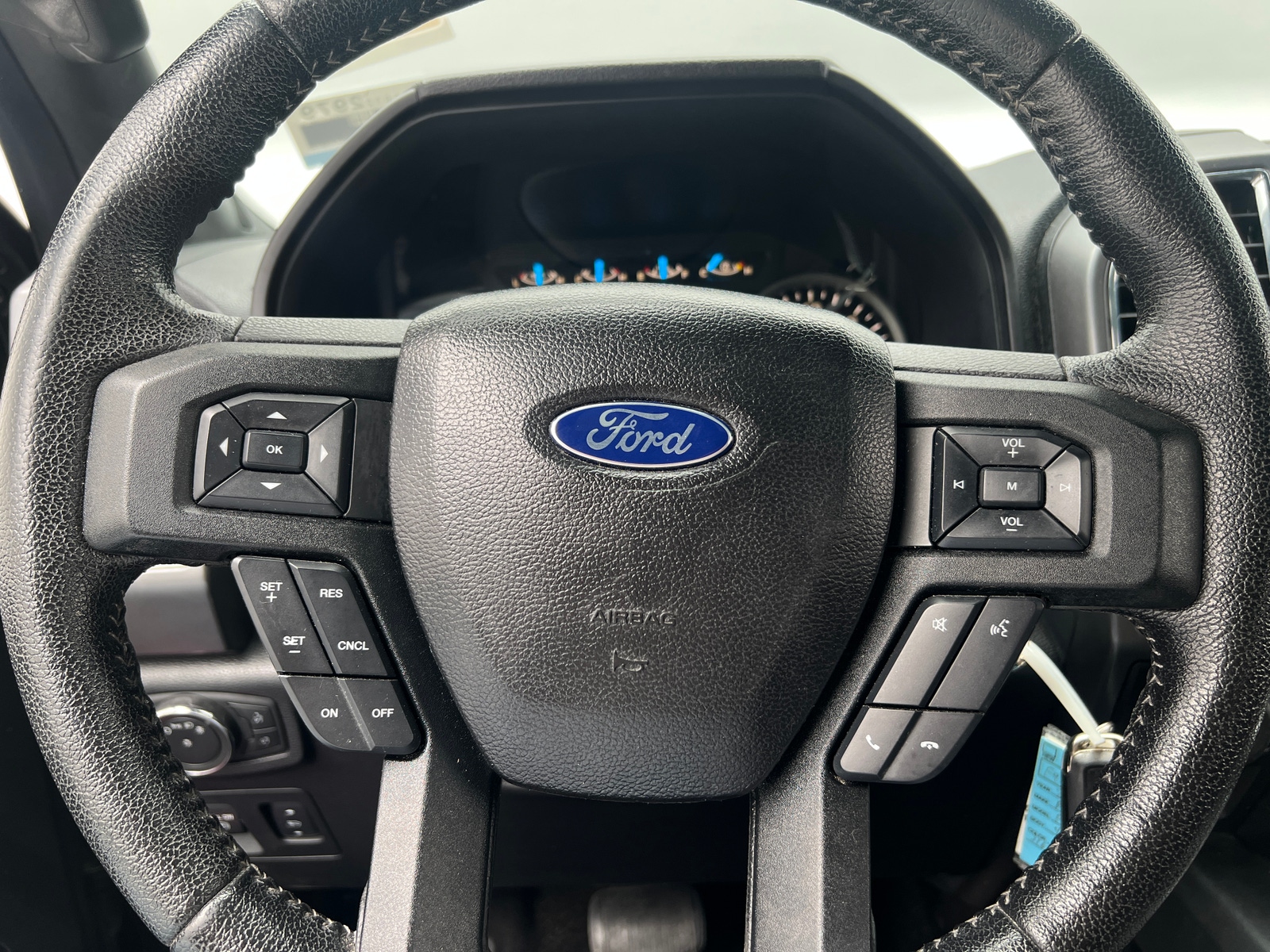 Thumbnail: 2016 Ford Econoline - 5