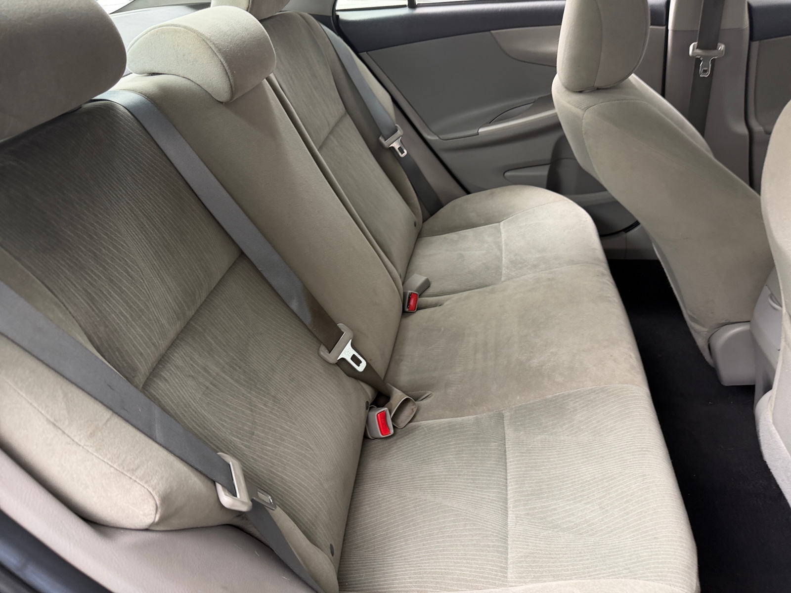 Thumbnail: 2012 Toyota Corolla - 6