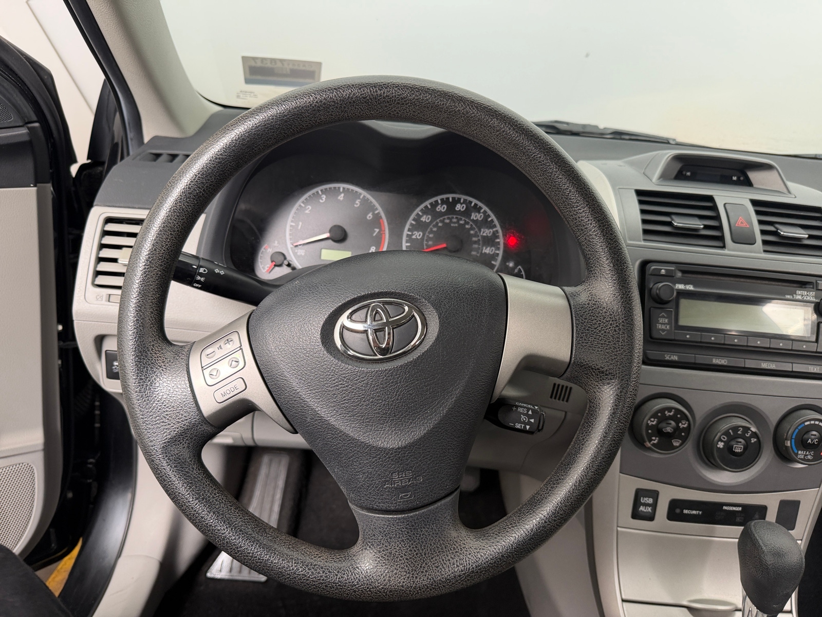 Thumbnail: 2012 Toyota Corolla - 5