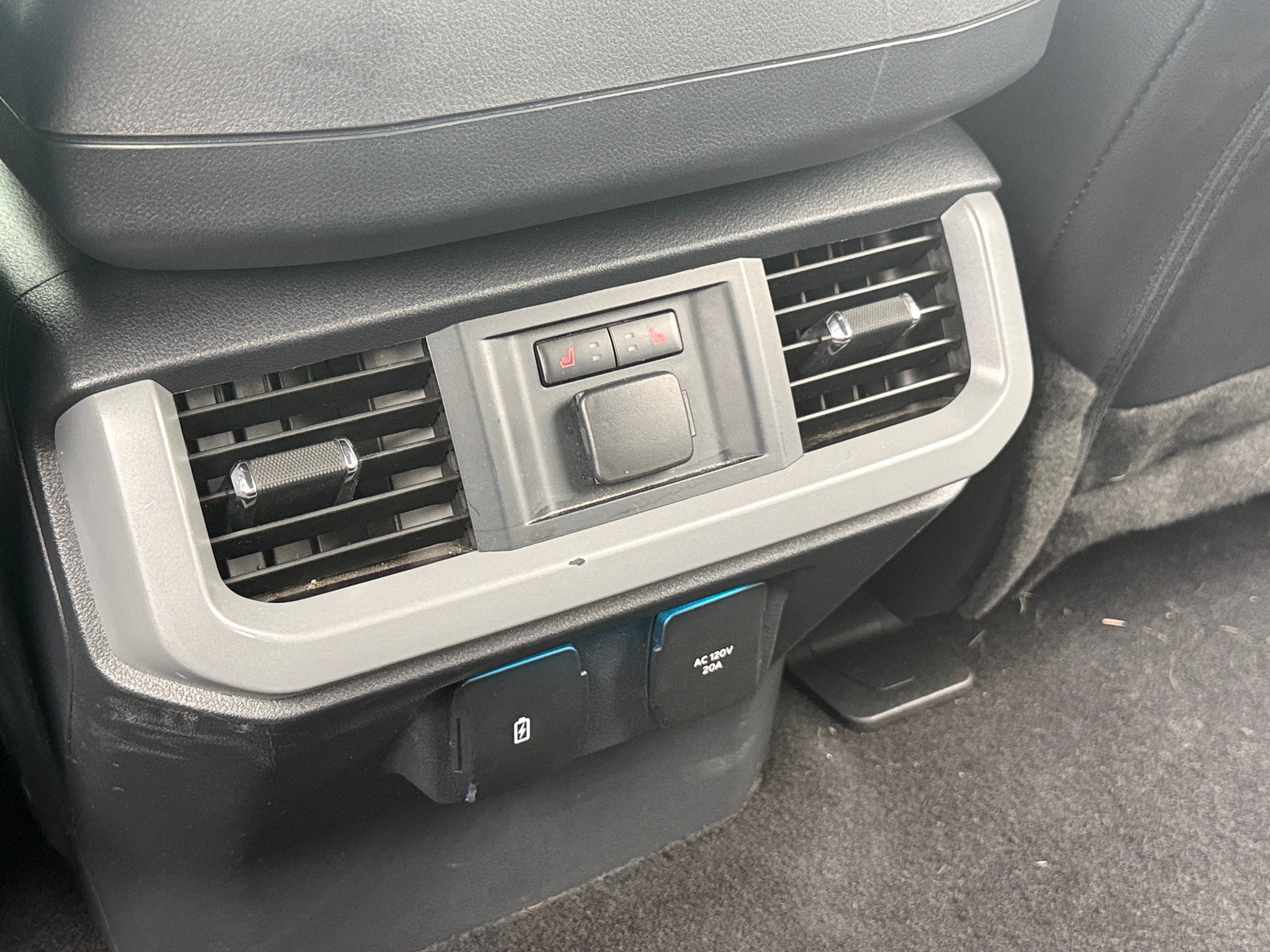 Used 2024 Ford F-150 Lightning Lariat with VIN 1FT6W5L72RWG24617 for sale in Auburn, WA