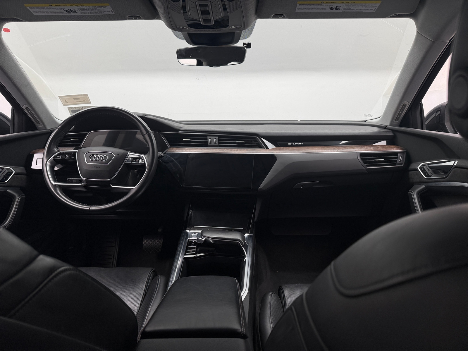 Thumbnail: 2019 Audi e-tron - 3