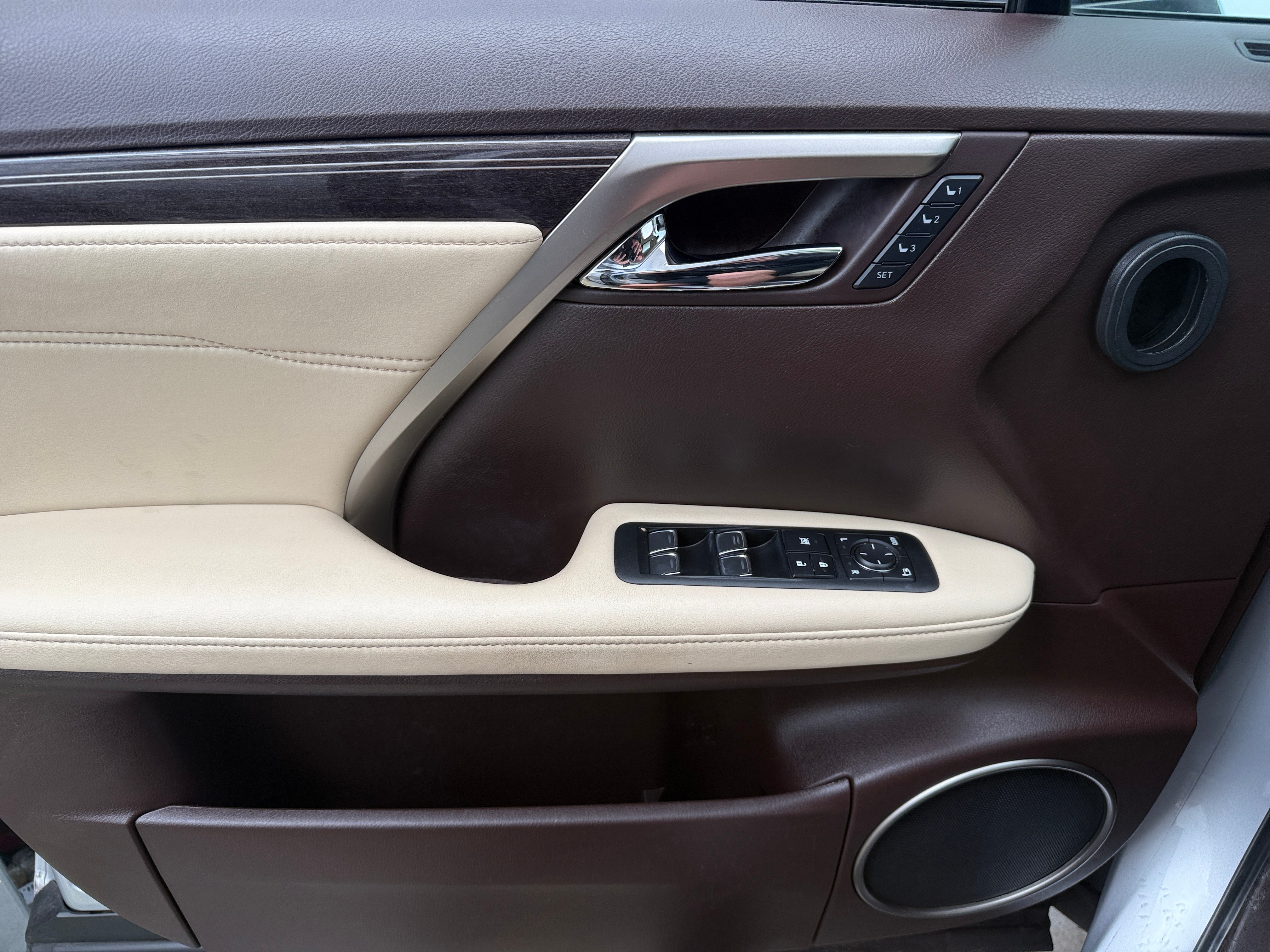 2019 Lexus RX Hybrid