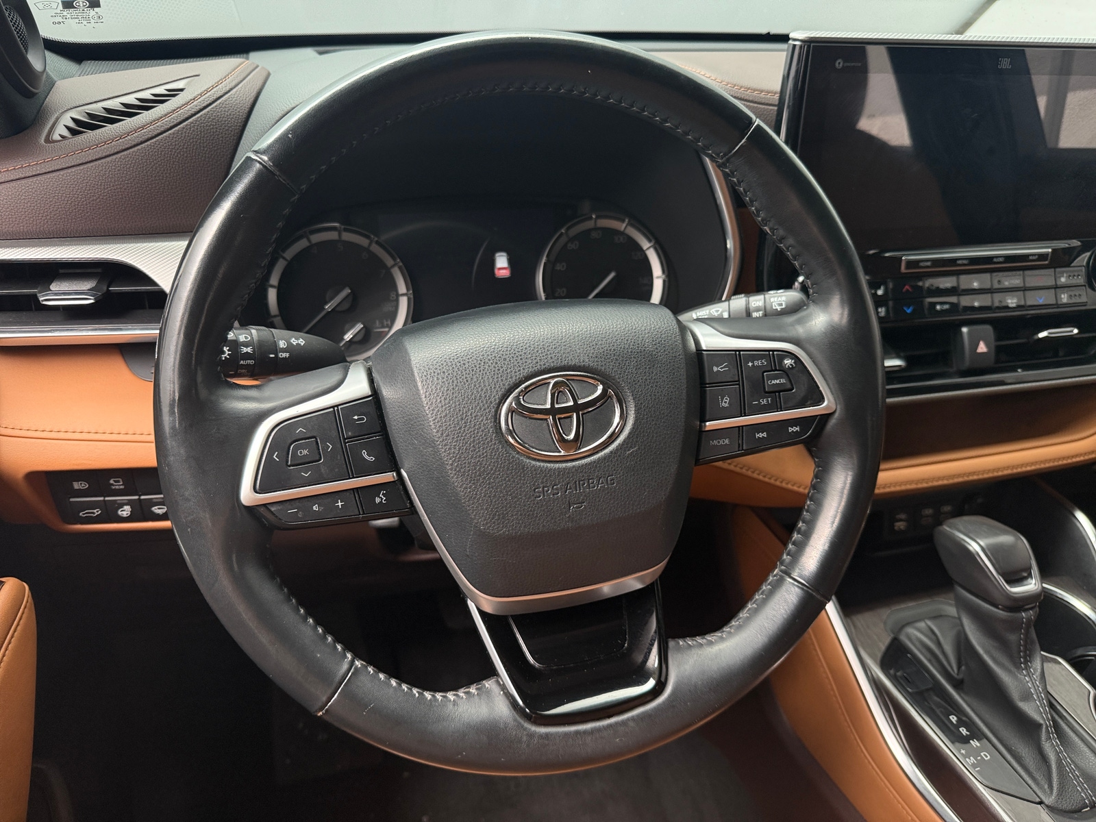 Thumbnail: 2022 Toyota Highlander - 5